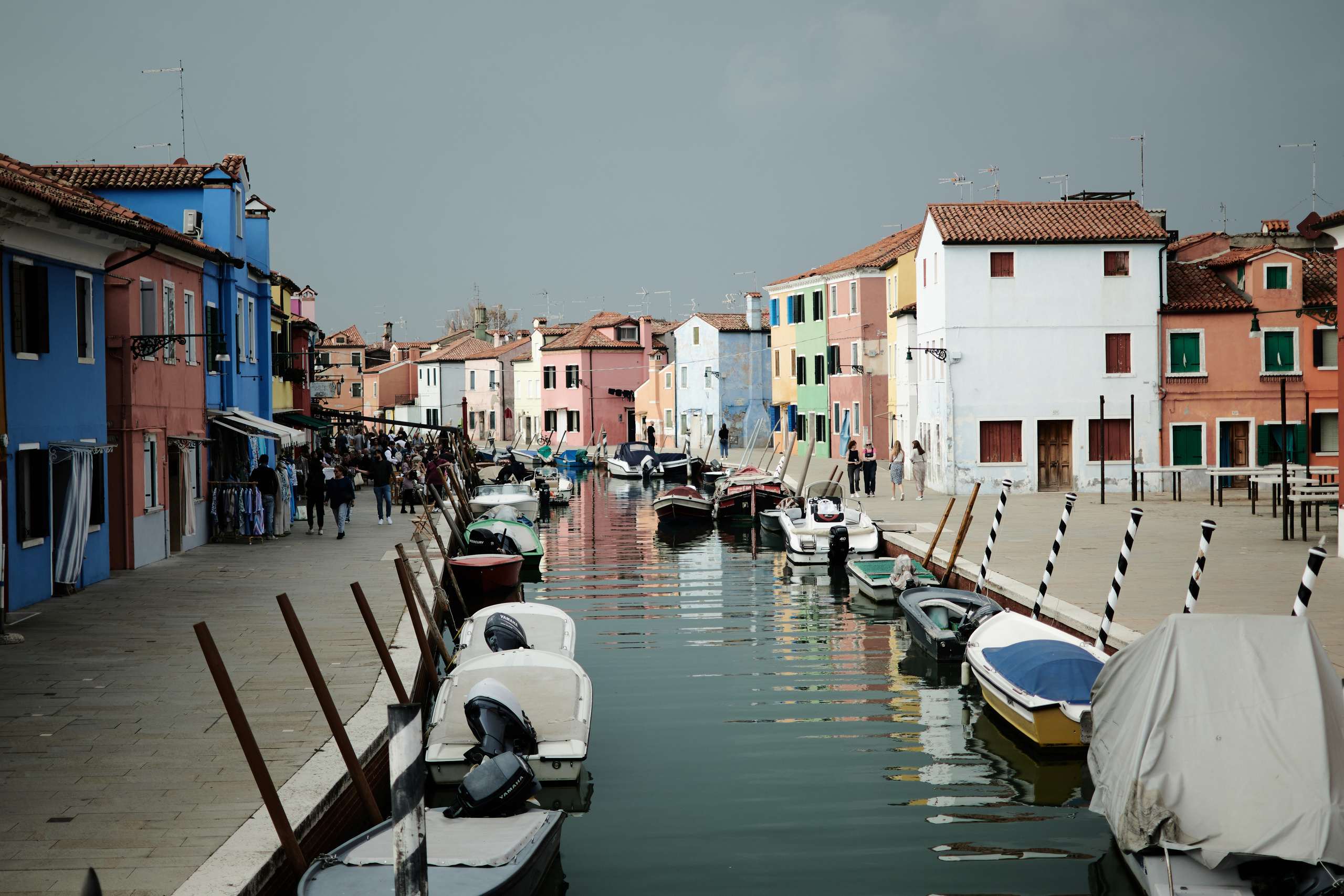 Fashion blogger shoot Venice. Portrait Photographer in Venice, Italy. Photographer in Venice, Italy. Yana Zotova