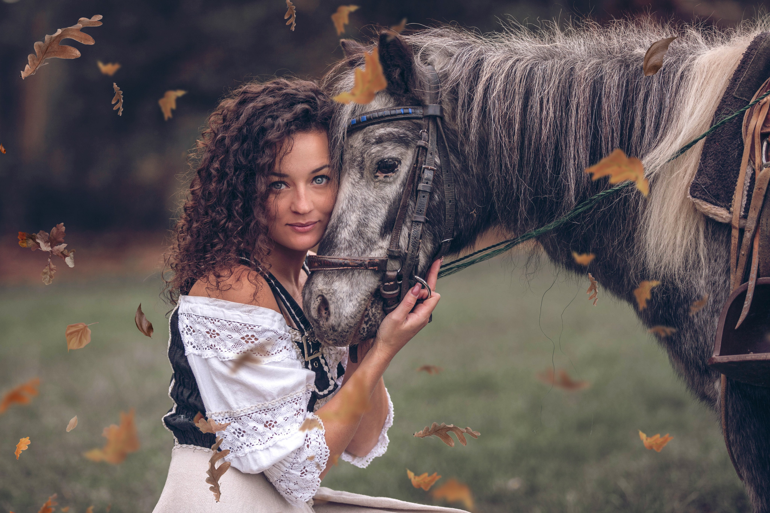 Club «NEW WOMAN». Heilung und Transformation auf allen Ebenen des Bewusstseins