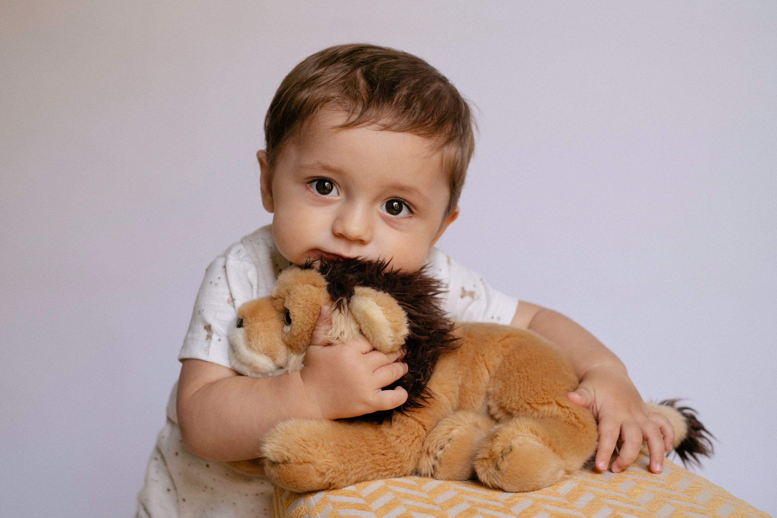 SITTER. Newborn, Sitter and Cake Smash Photographer in Doha, Qatar