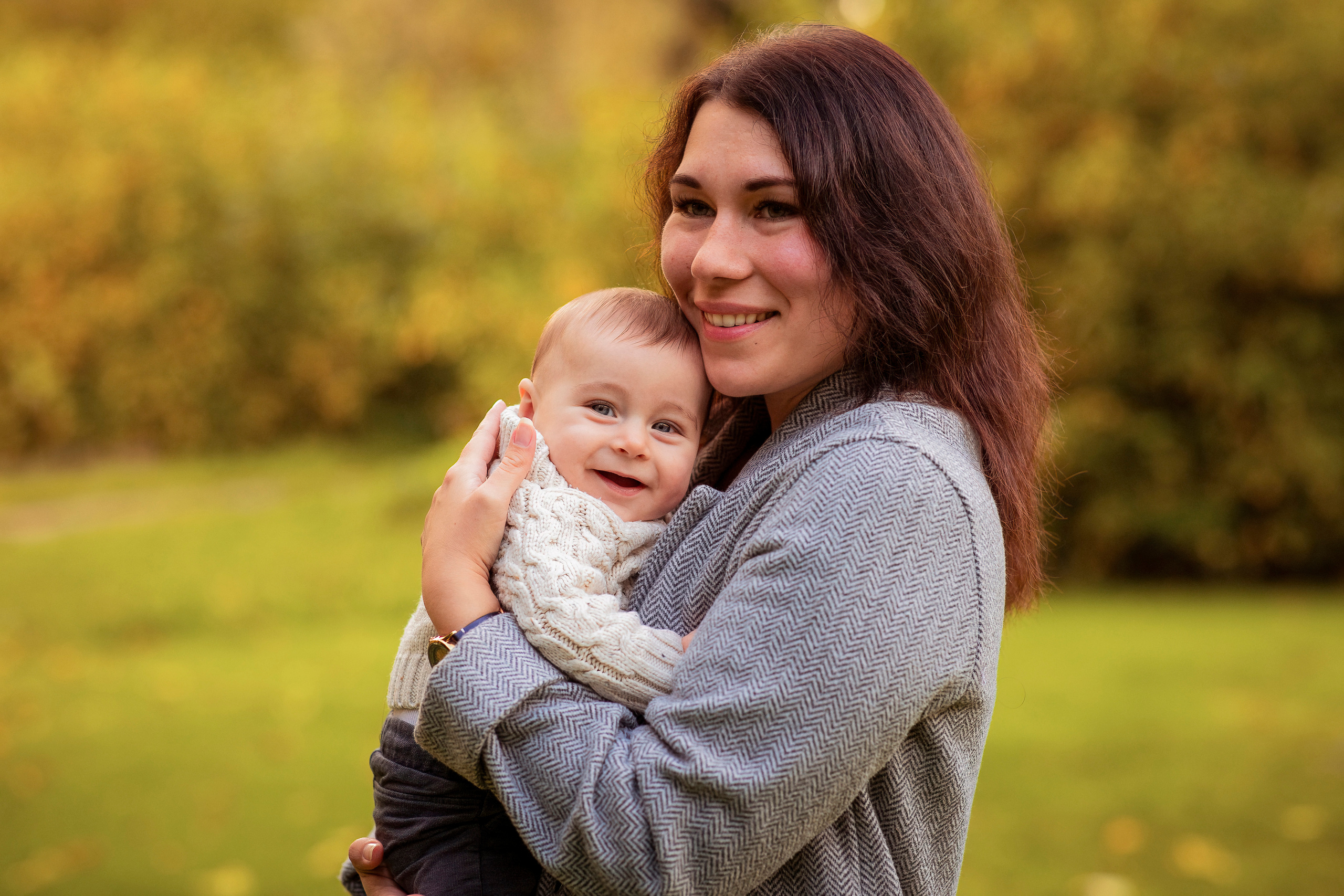 Moeder en de baby fotoshoot. Fotograaf Zwolle