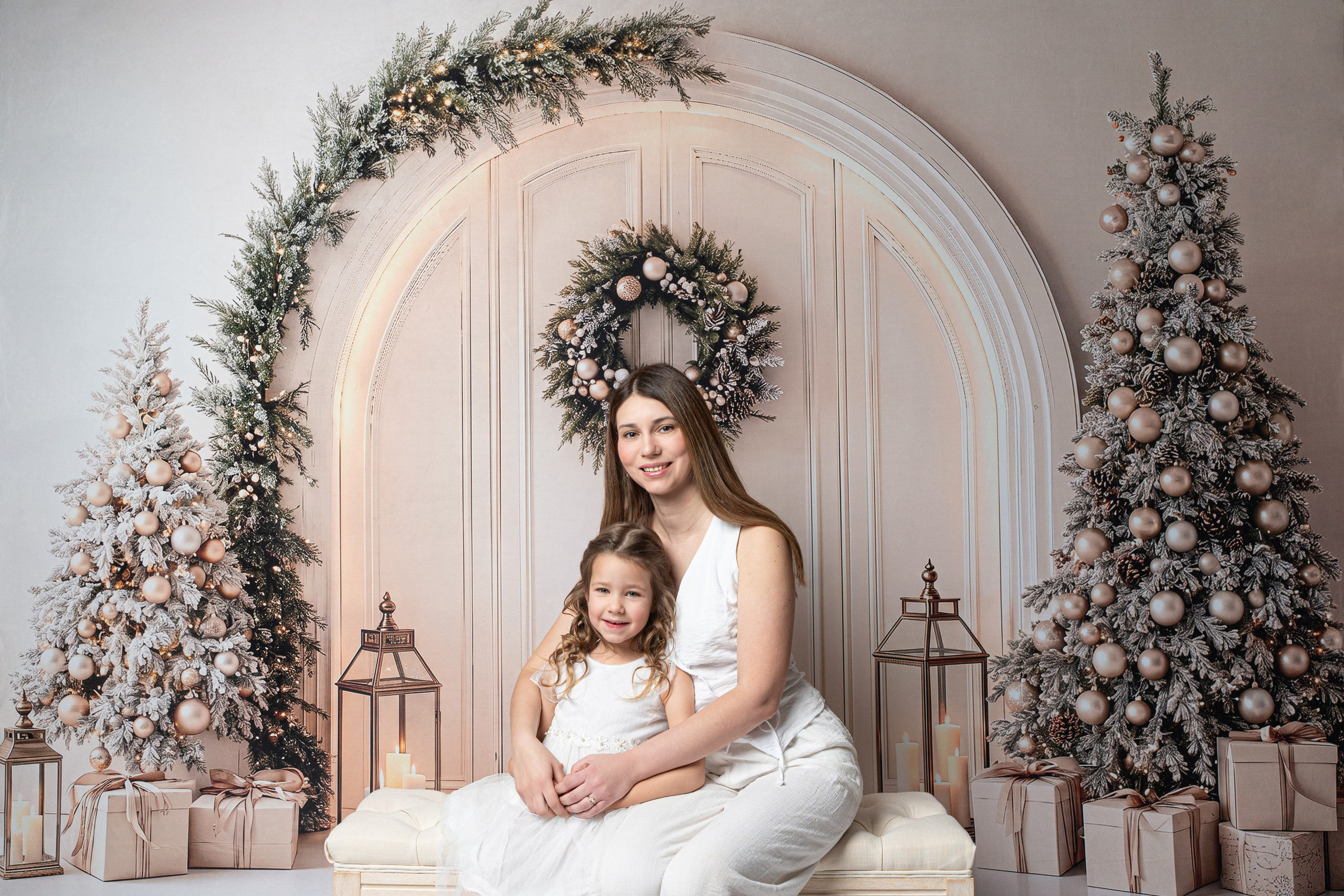 OUTFIT INSPO FOR CHRISTMAS MINI SESSIONS. Newborn and family photographer. Hills District. Sydney