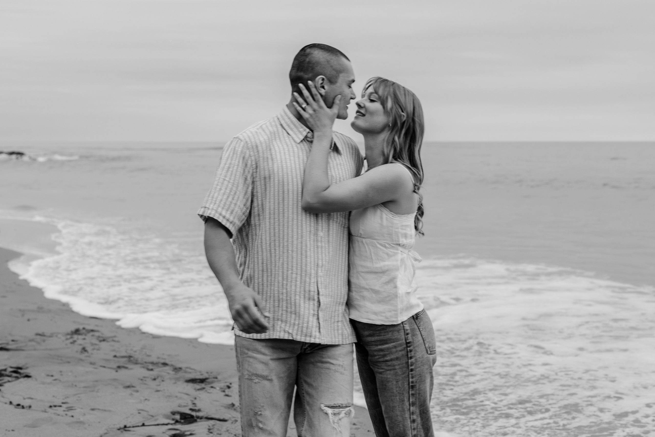 Wedding and Engagement Posing Tips: Look Natural and Radiant. Pixel Pie — Wedding Photography & Videography