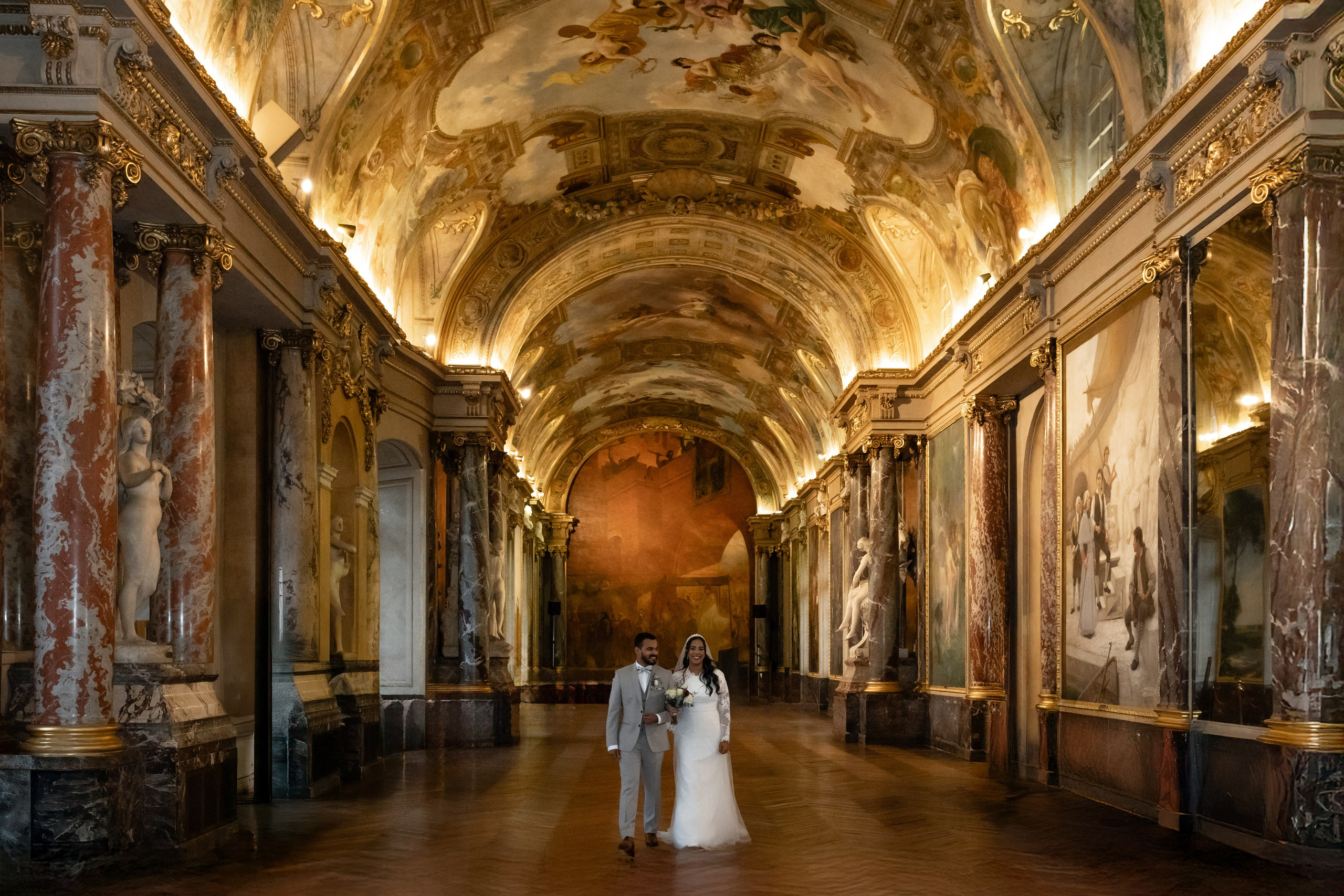 Wedding at the Capitole in Toulouse, France. Eugénie Smirnova — Photographe à Toulouse et dans le Sud-Ouest