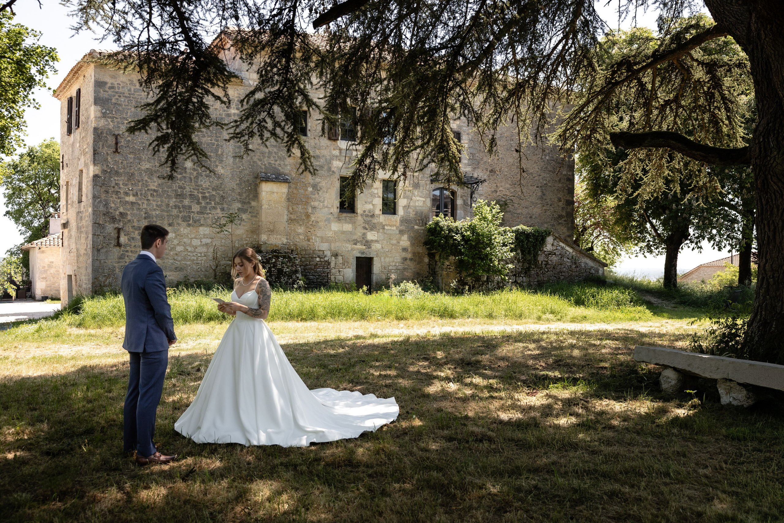 Cérémonie symbolique d’elopement dans le Sud-Ouest de la France avec les mariés