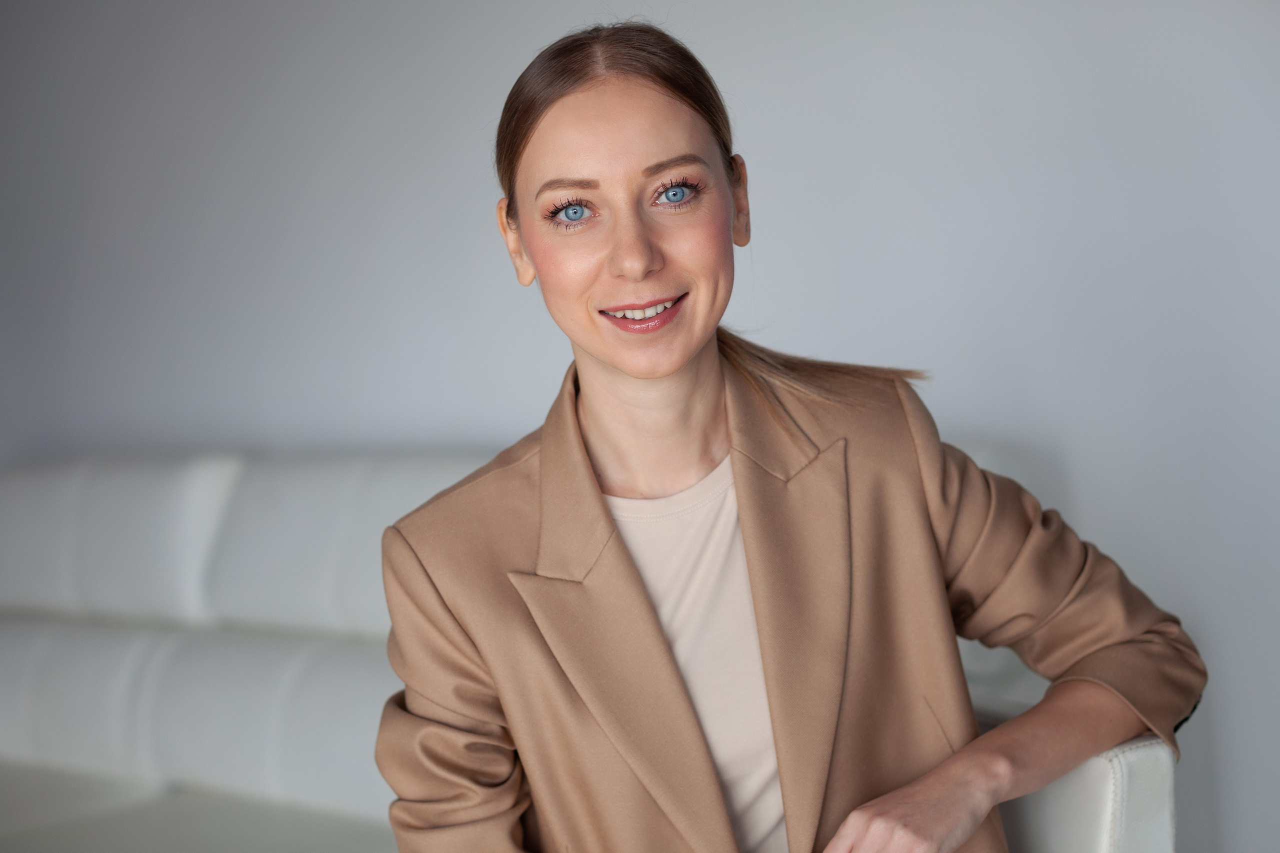 Headshots & Team Portraits. Евгения Смирнова — фотограф в Тулузе и юго-западной Франции