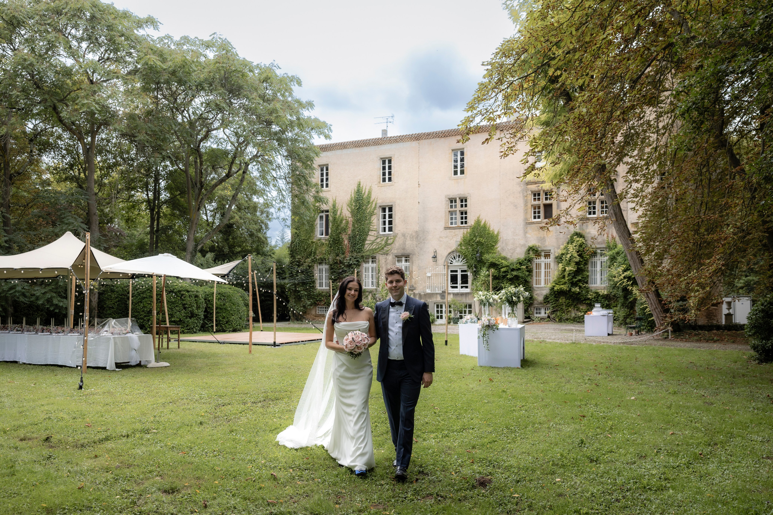 Liliana & Michel — an intimate musical wedding at Château La Commanderie, Plaigne. Eugenie Smirnova — wedding, corporate and lifestyle photographer in Toulouse and Southwest France