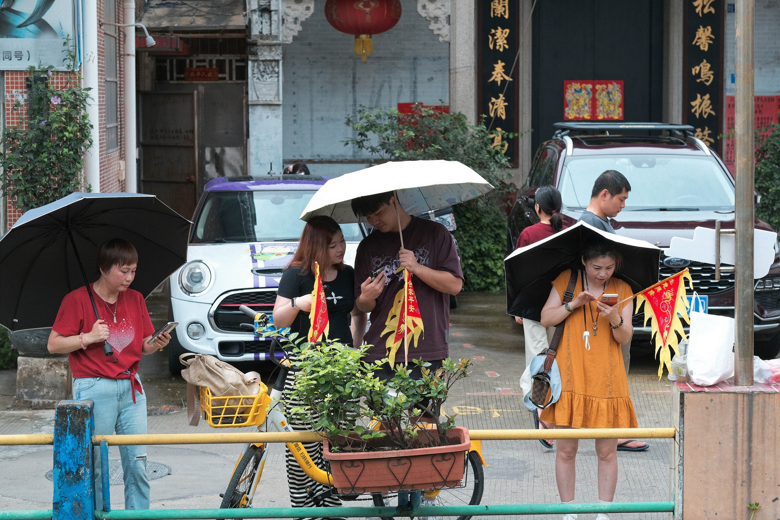 Dragon Boat Festival Photography in Foshan, China | Fujifilm X-Pro3 Street Photography