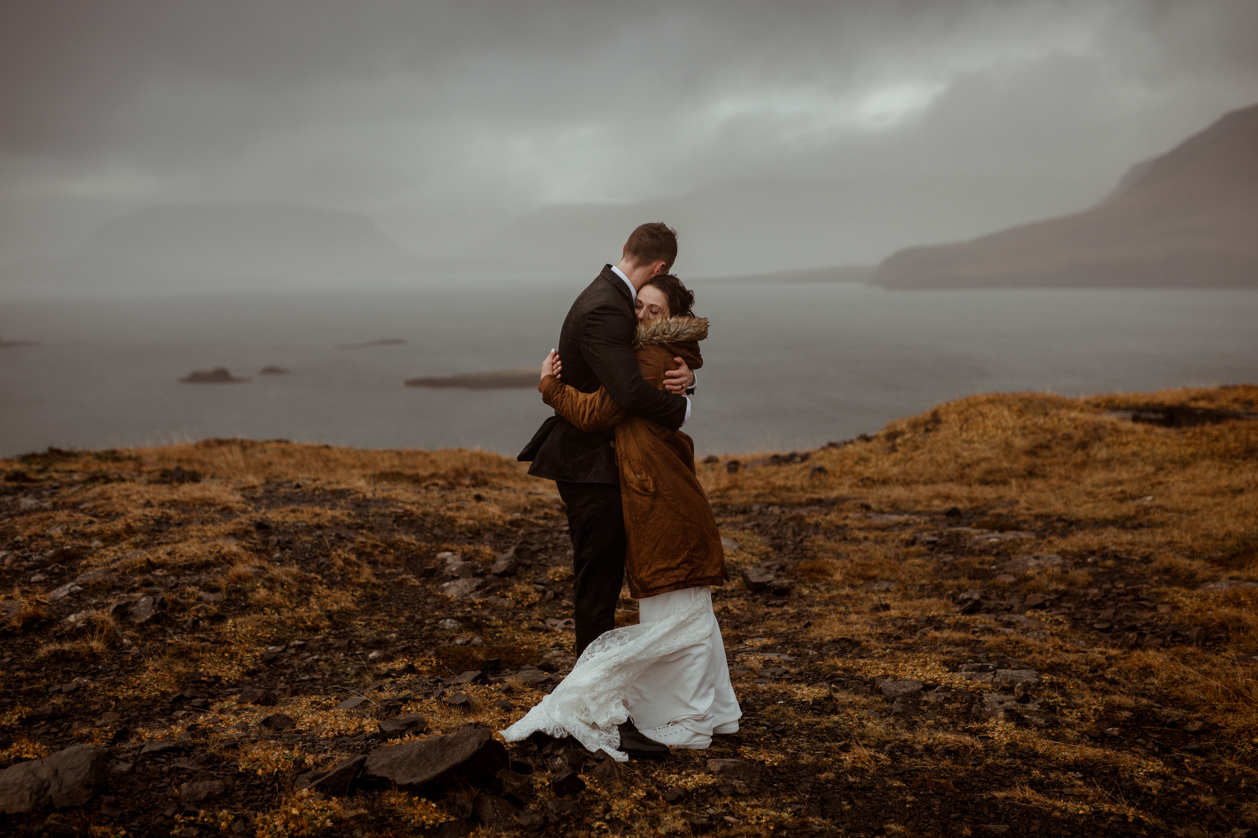 Wedding photographer pricing guide Norway. Iceland elopement photo and video | Nikolaichik Photo