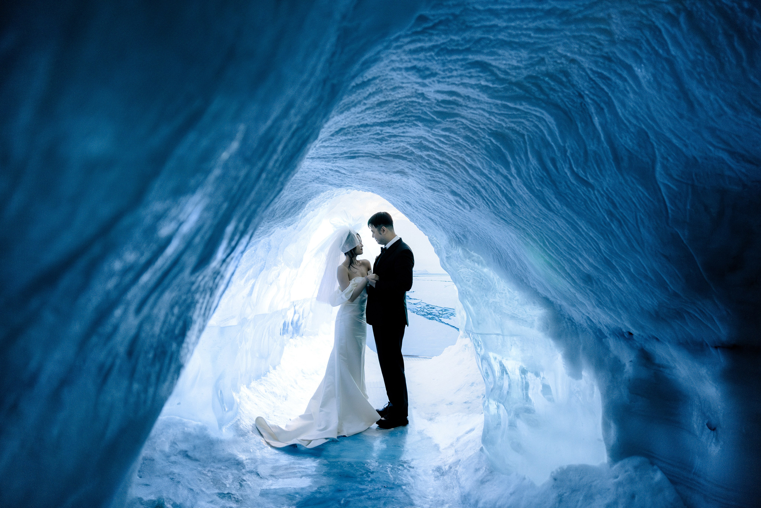 Top tips for planning a wedding in Iceland. Iceland elopement photo and video | Nikolaichik Photo