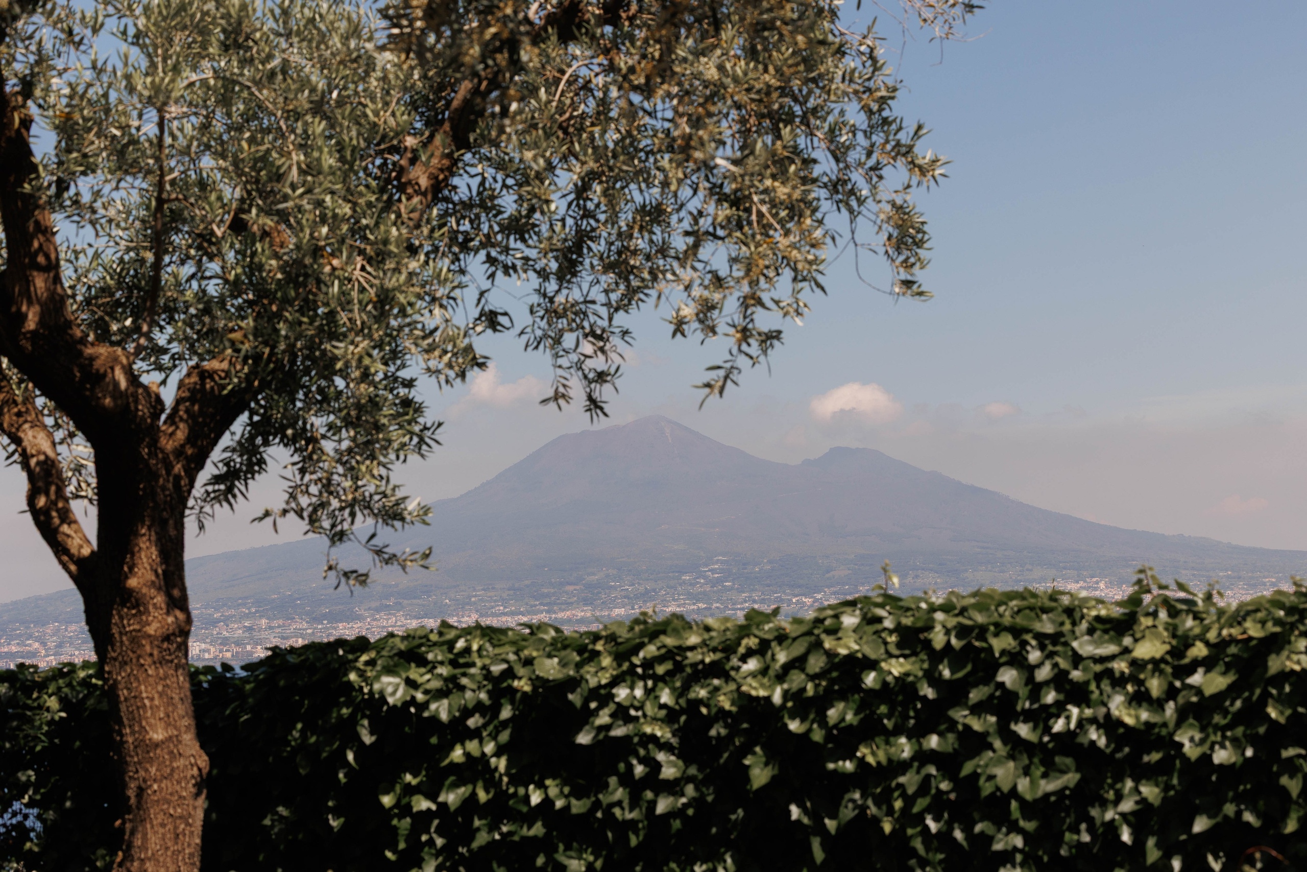 DW Summit 2026 in Ravello: Where Vision, Emotion and Italy Meet. Lisbon Wedding Photographer | Elegant Wedding Storytelling