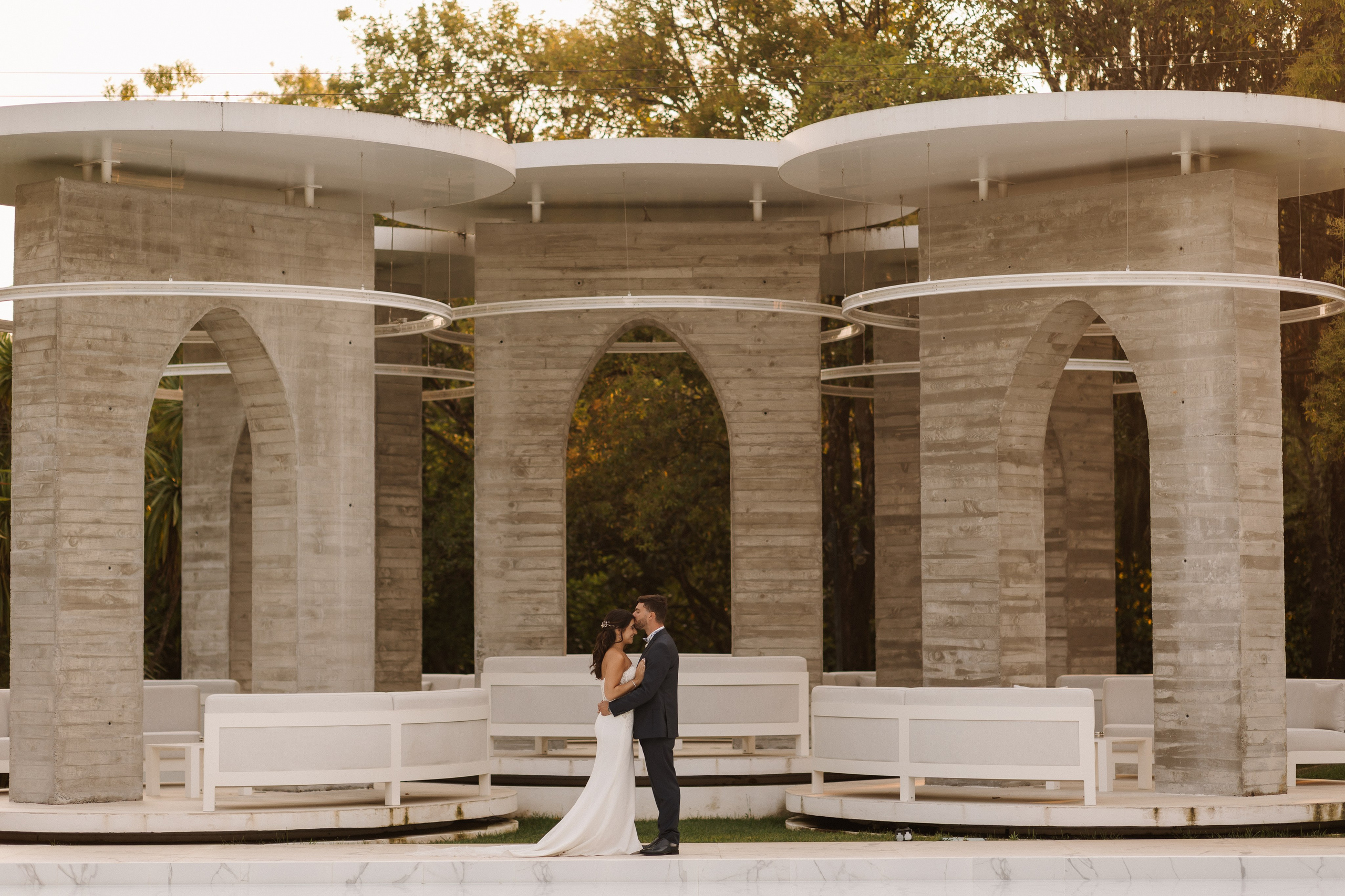 Destination Wedding em Portugal: um guia para casar em Portugal. Wedding & Family Photographer in Portugal | Alexandra Mieres