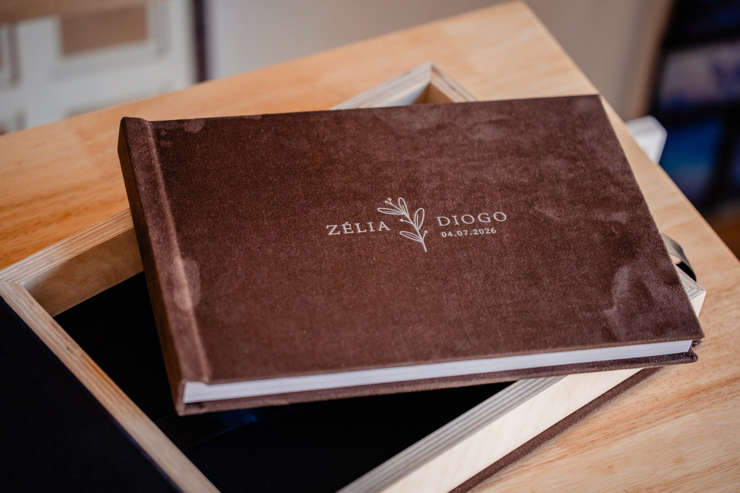 Livro de Honra — Zélia e Diogo. Contraluz Fotografia