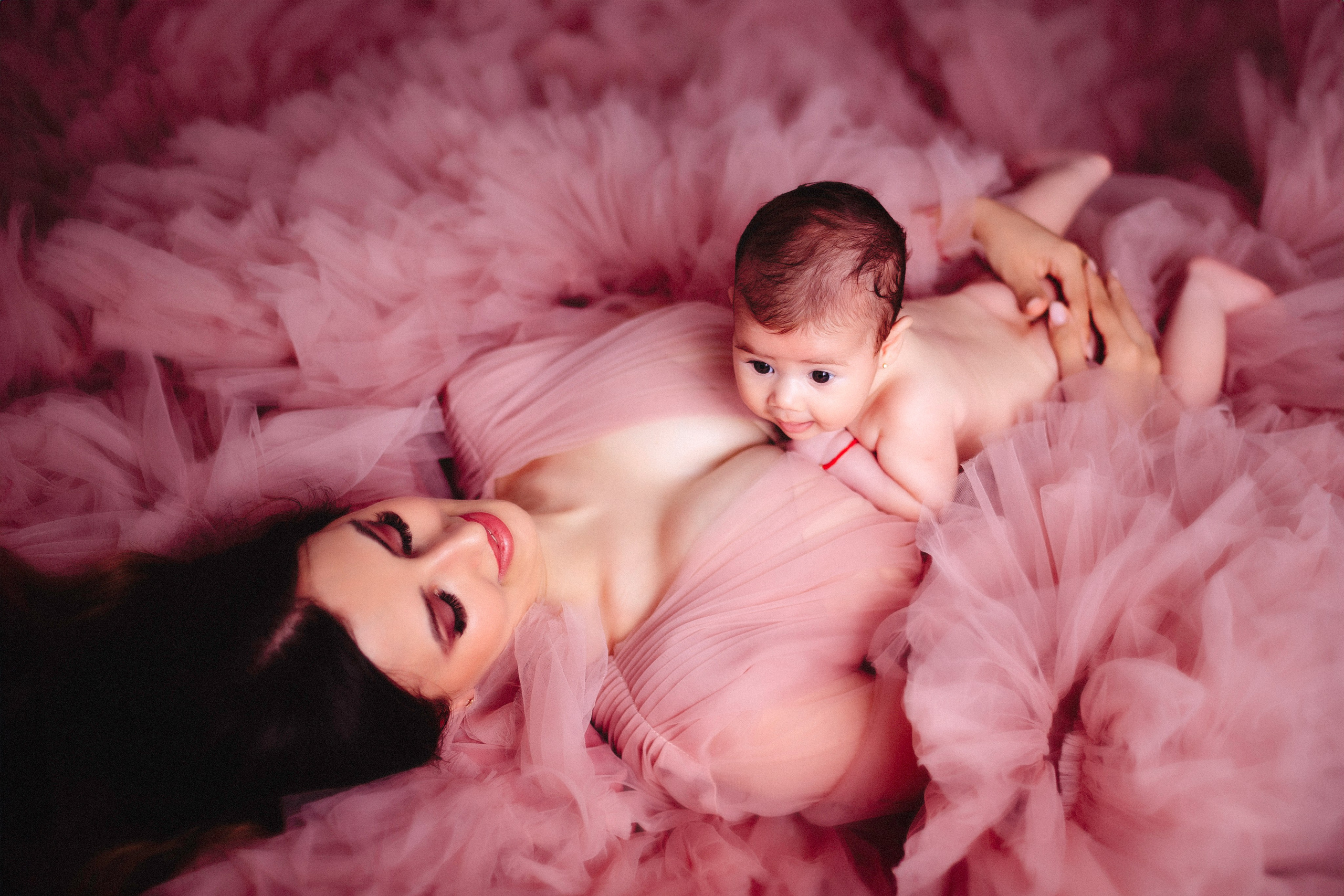 Elena Mascan – Fotograf newborn, maternitate, portret, smash the cake & branding personal | La Femme Studio Photograpy|Constanţa