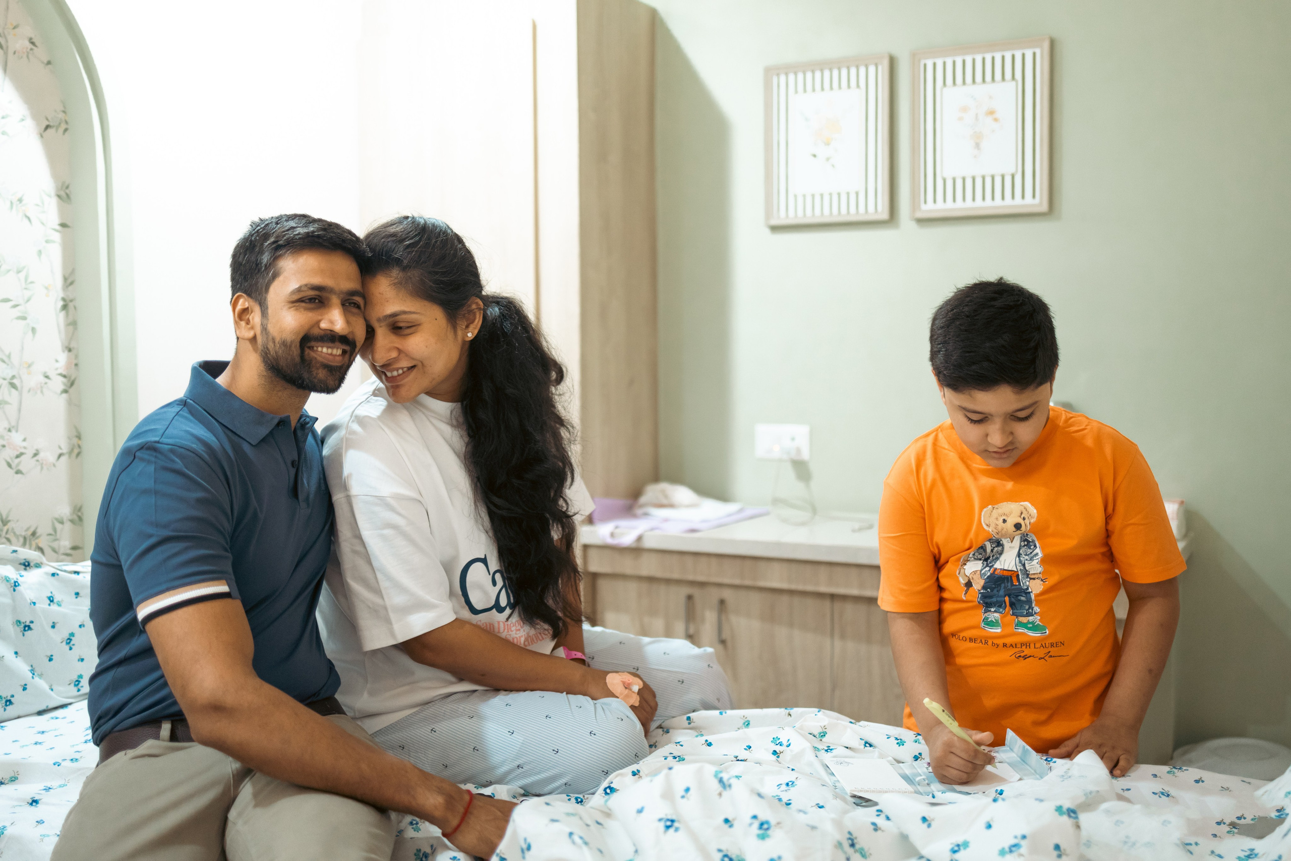Birth & Hospital Session. BABY & FAMILY - MATERNITY - WEDDINGS & EVENTS - COMMERCIALS & CORPORATE | GOWTHAMAN SIVARAJ