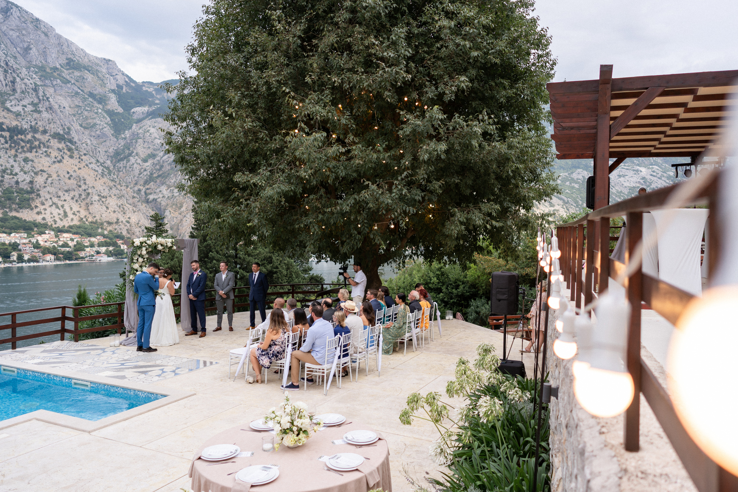 Свадебные площадки в Черногории: типы, плюс и минусы, стоимость