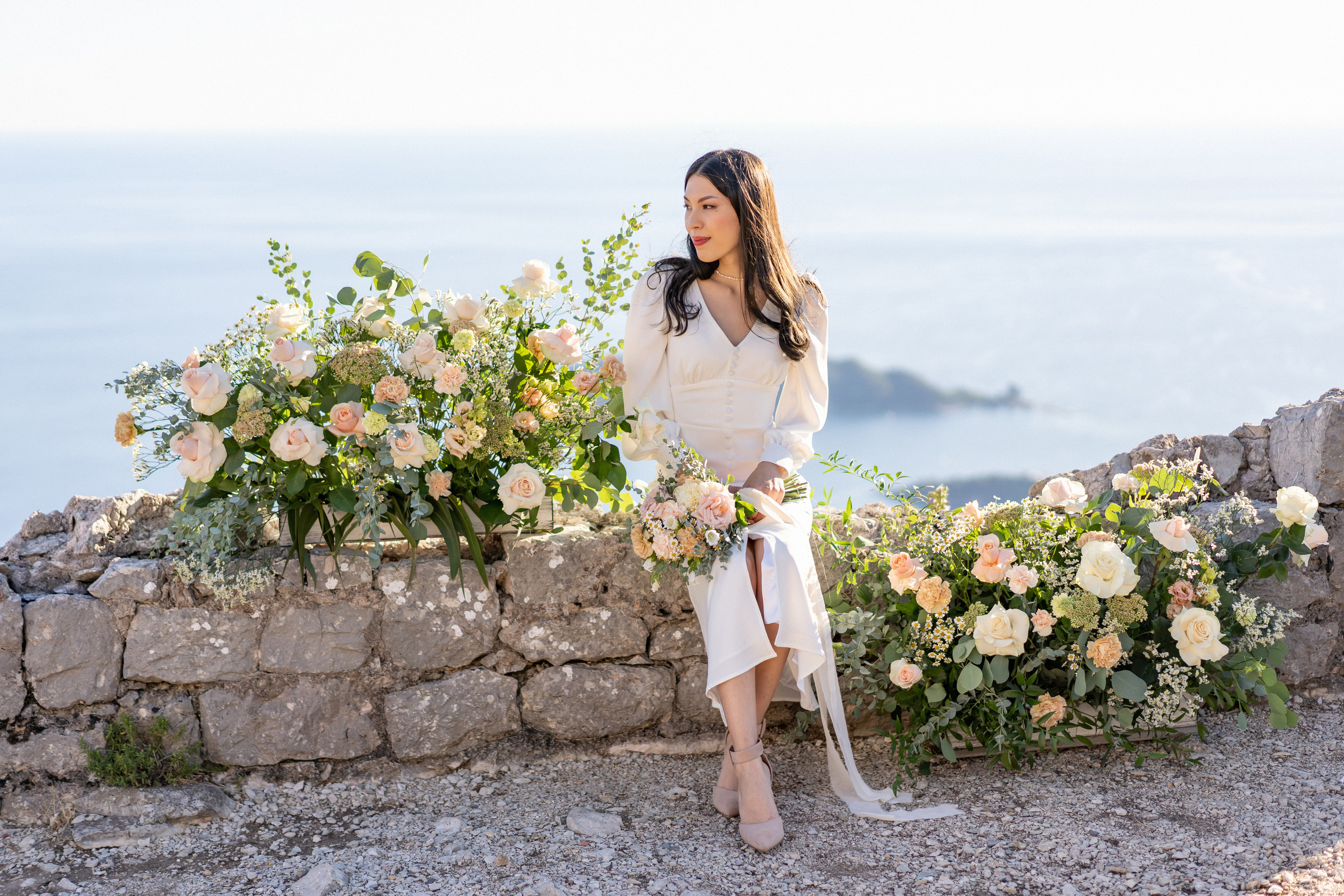 Свадебные площадки в Черногории: типы, плюс и минусы, стоимость