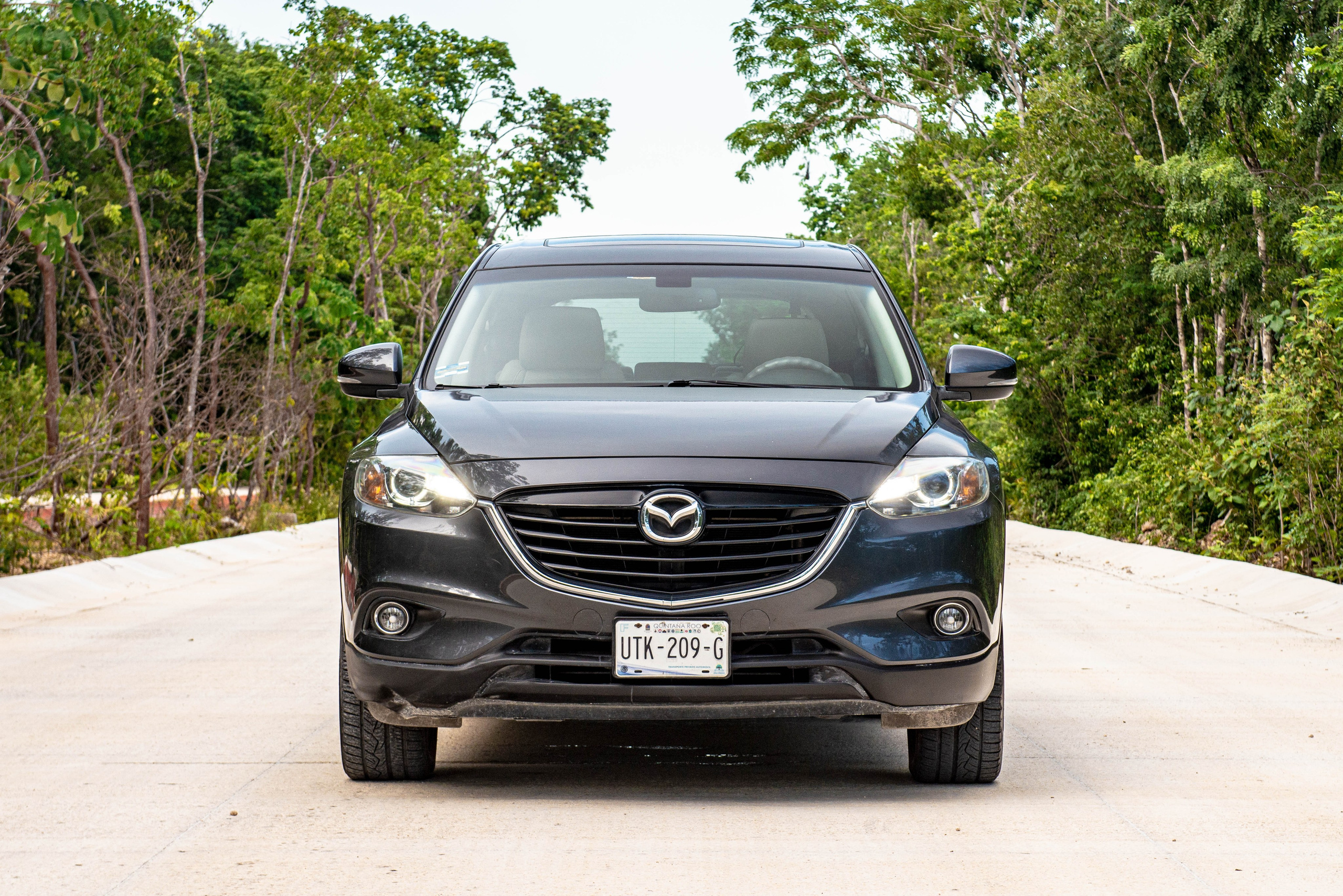 Съемка машины Mazda CX-9 на продажу. PHOTOGRAPHER QUINTANA ROO