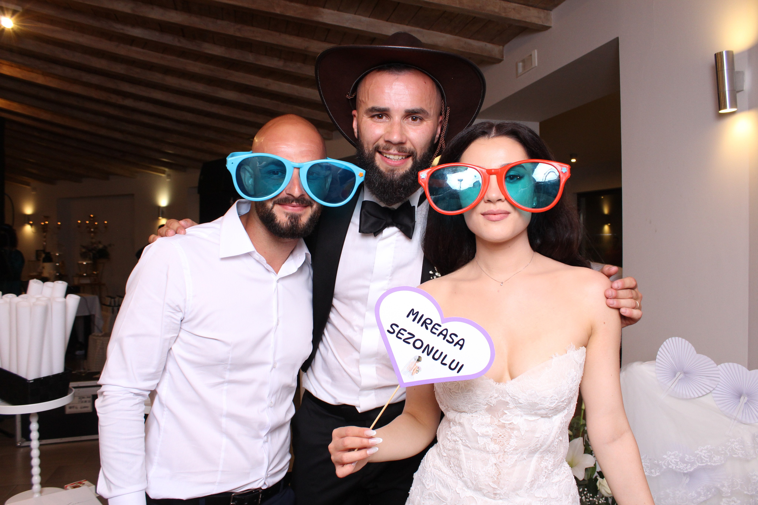 Acces Clienti. Daniel Diaconu - Fotograf / Videograf Nunta Botez Pitesti