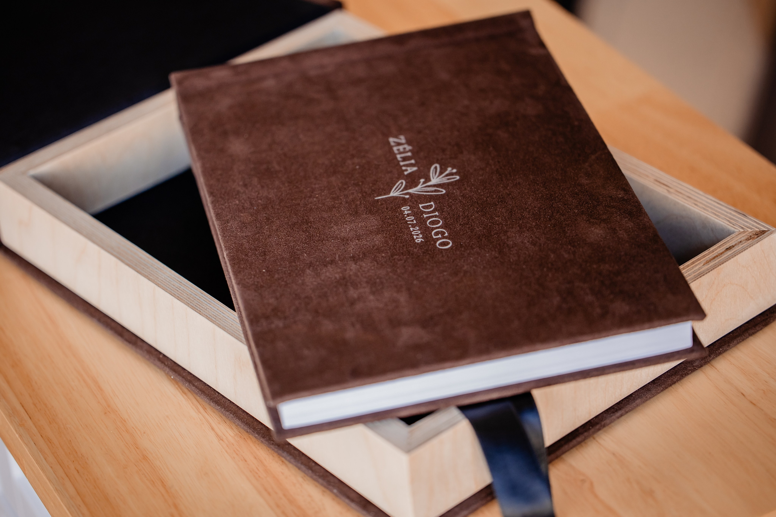 Livro de Honra — Zélia e Diogo. Contraluz Fotografia