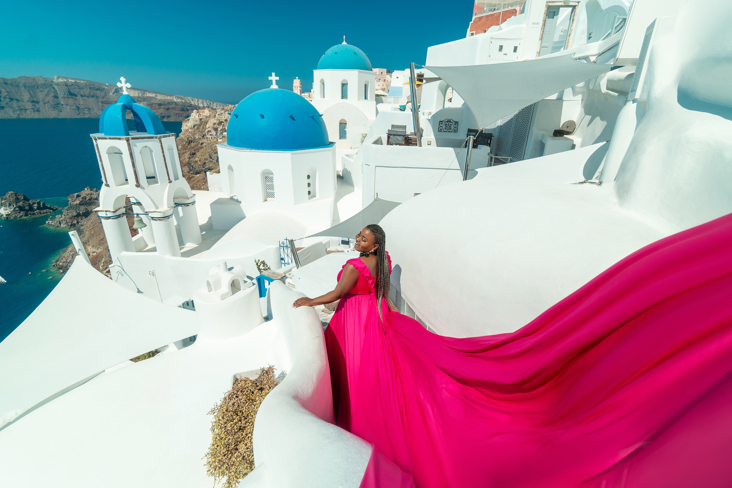 Capturing the Magic of Santorini: The Rising Trend of Flying Dress. Photographer in Santorini SokoLOVE Alex| Flying Dress Santorini