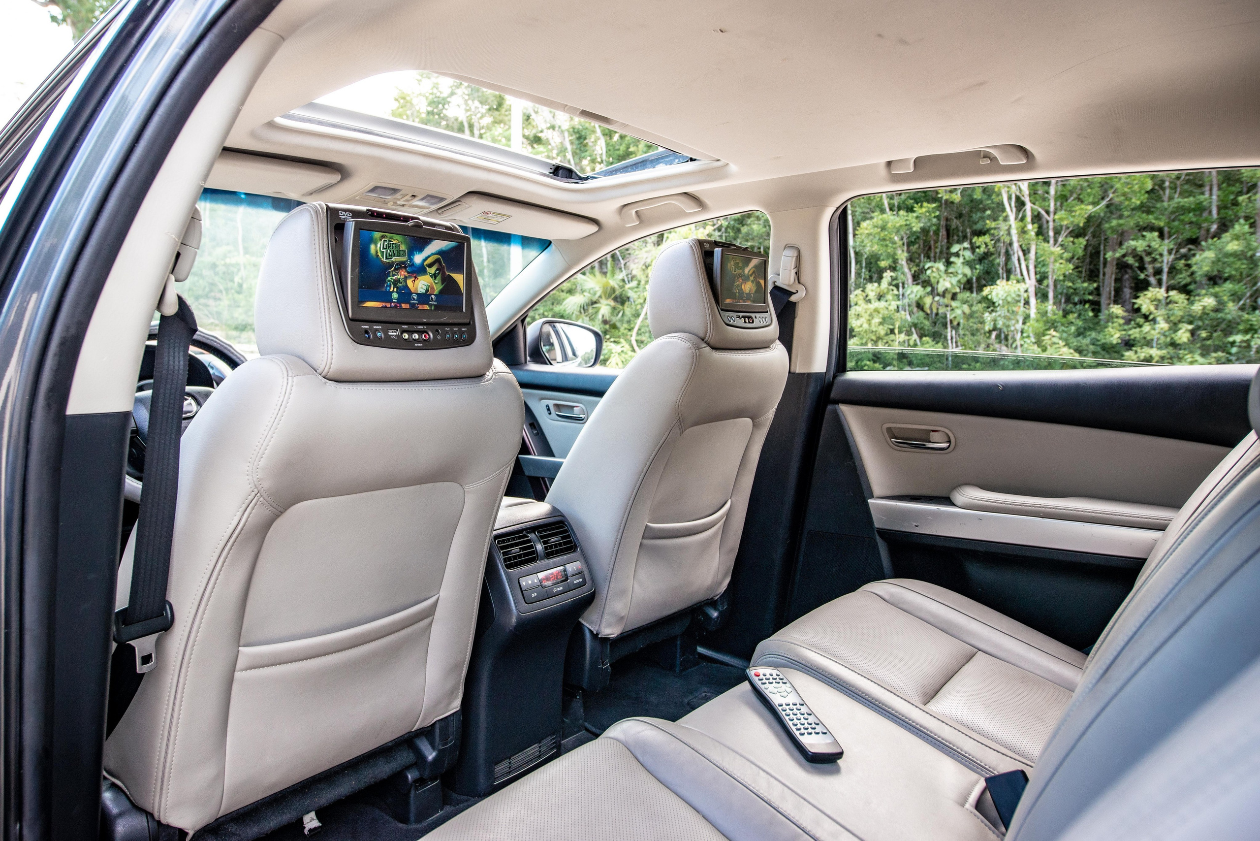 Съемка машины Mazda CX-9 на продажу. PHOTOGRAPHER QUINTANA ROO