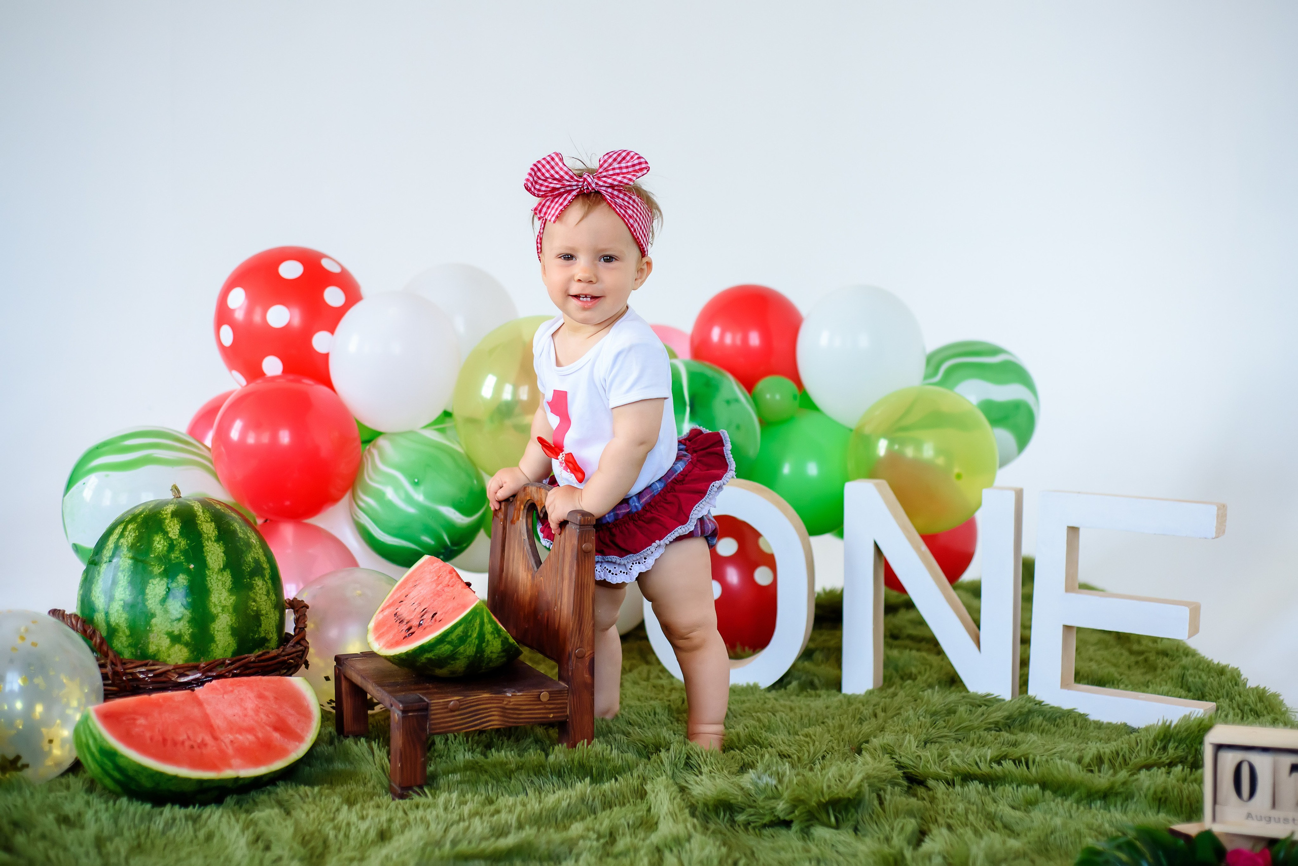 ПЕРШИЙ РОЧОК 2024. Фотограф новонароджених (newborn) та дитинства у Житомирі Анна Якимчук