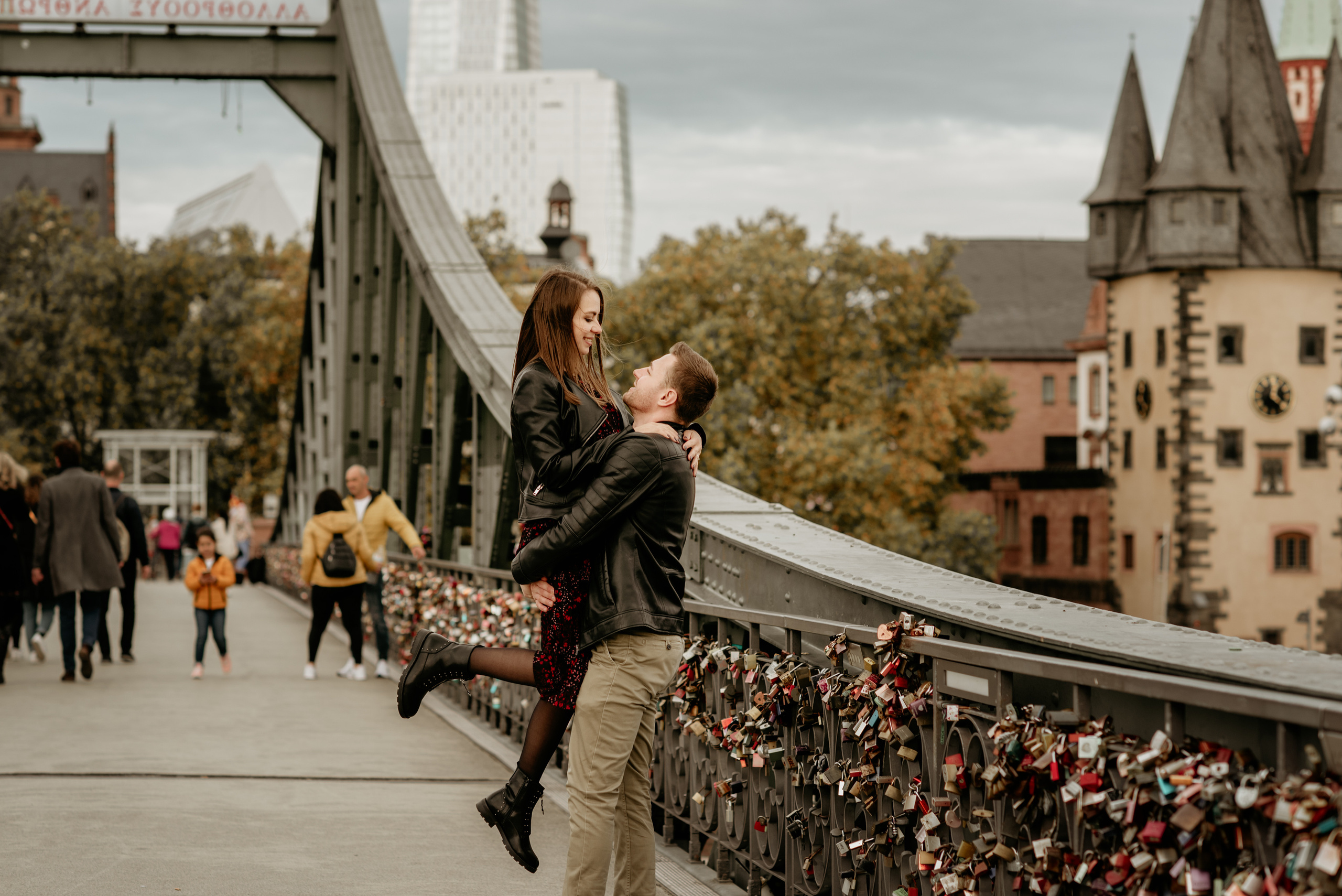 paarshooting, foto love story Frankfurt, paar Fotoshooting, paar shooting outdoor Frankfurt