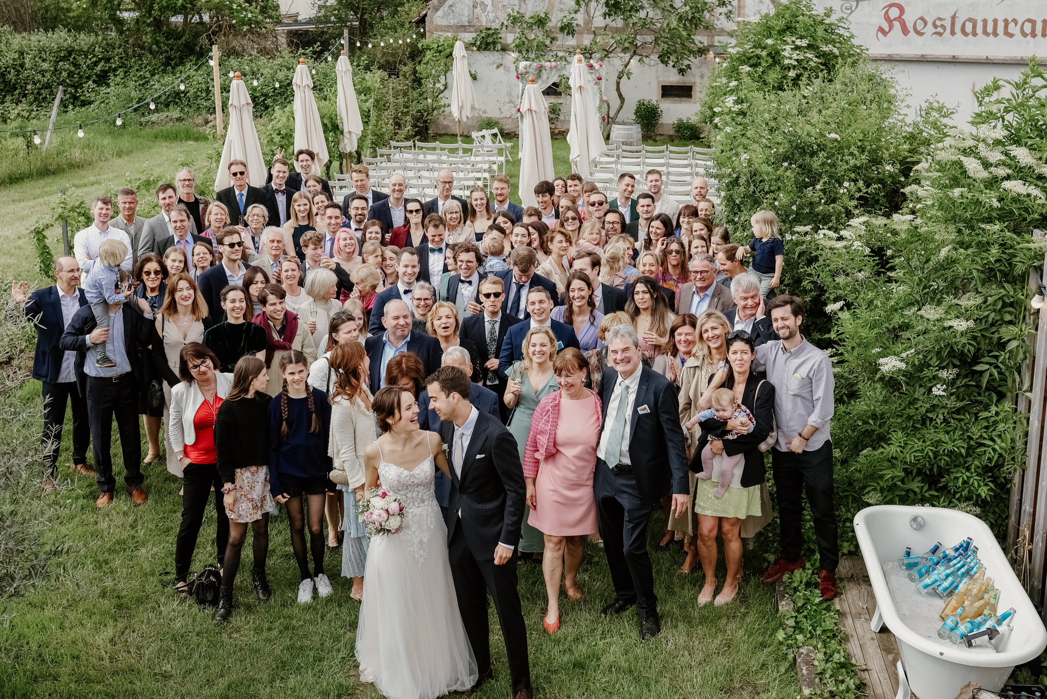 Hochzeitsfeier im Tanzlokal Neustadt – moderne und natürliche Hochzeitsreportage