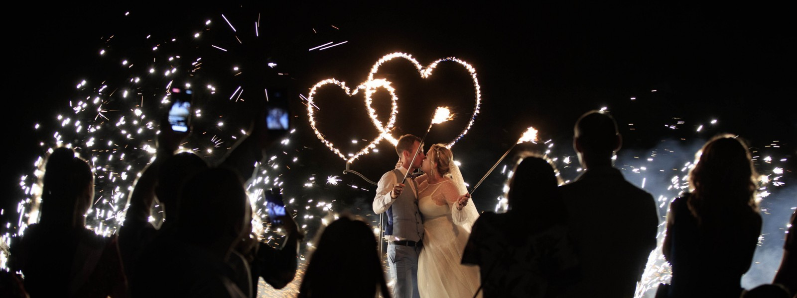 Servises. Wedding and Family Photographer