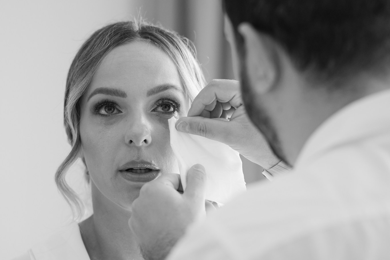 Como escolher o fotógrafo de casamento certo: 7 critérios que vão além do preço