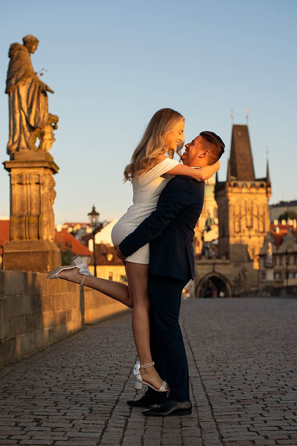Vltava Riverbank Sunrise Engagement Photos Prague