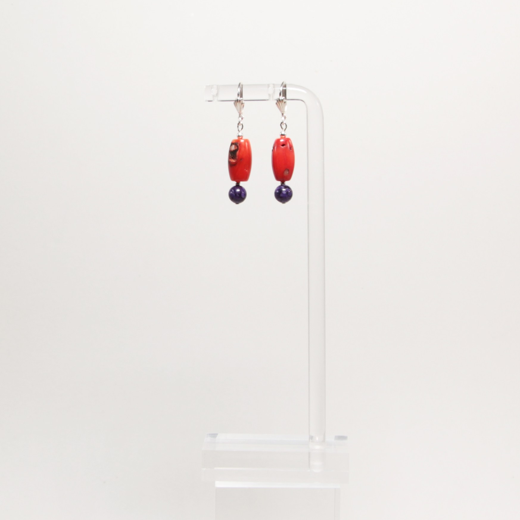 Modern Jewelry. Современнные и актикварные украшения в Барселоне, Москве и Санкт-Петербурге