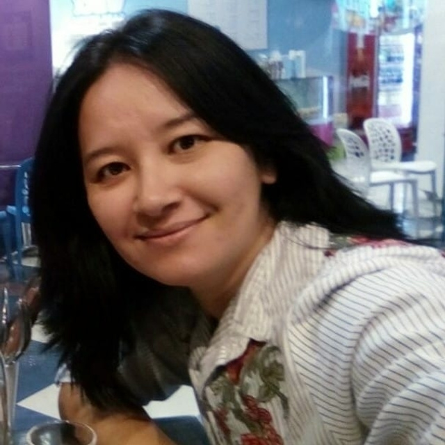 Reviews. צלם אלכס ברט בישראל