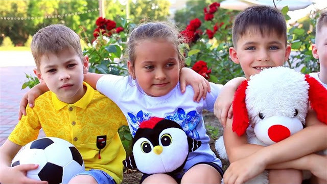 Живі фотографії в альбомах. Фотограф Катерина Ковальчук