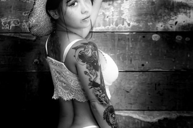 Black & White Marian 3