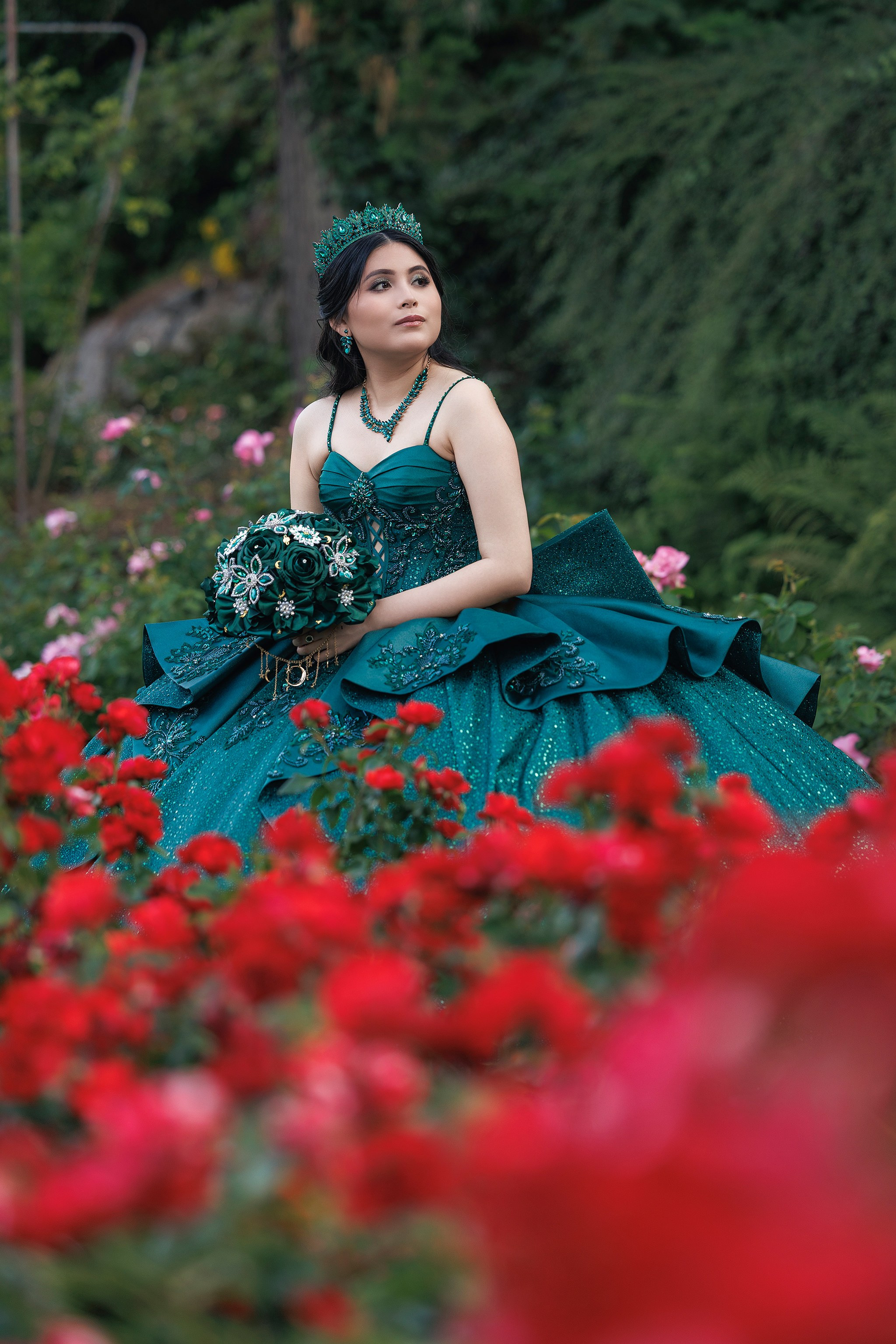 The 5 Best Quinceañera Photoshoot Locations in Oregon. Fotógrafo de Quinceañeras en Portland | Fotografía de Quince Años en Oregon y Washington