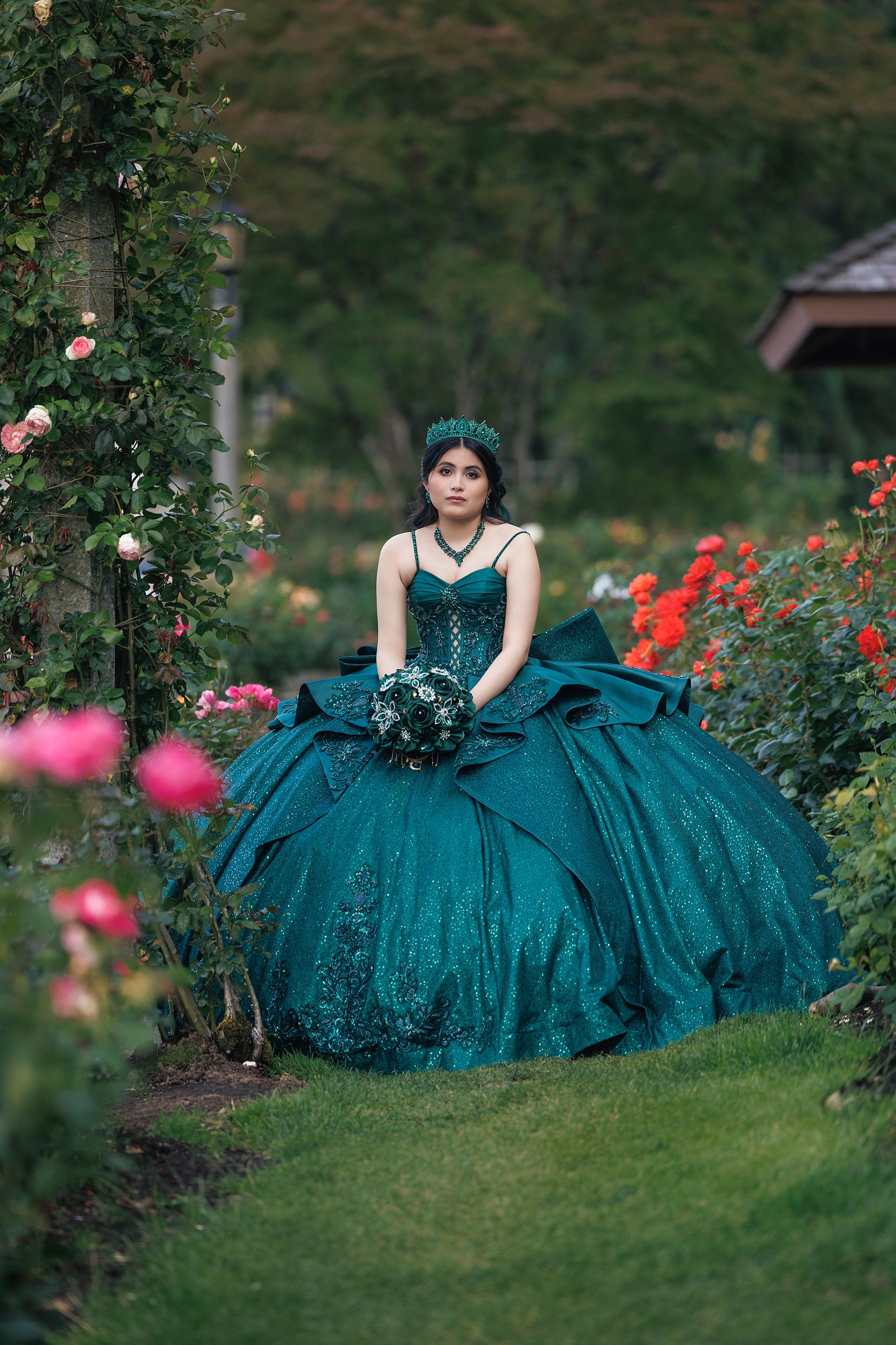 The 5 Best Quinceañera Photoshoot Locations in Oregon. Fotógrafo de Quinceañeras en Portland | Fotografía de Quince Años en Oregon y Washington