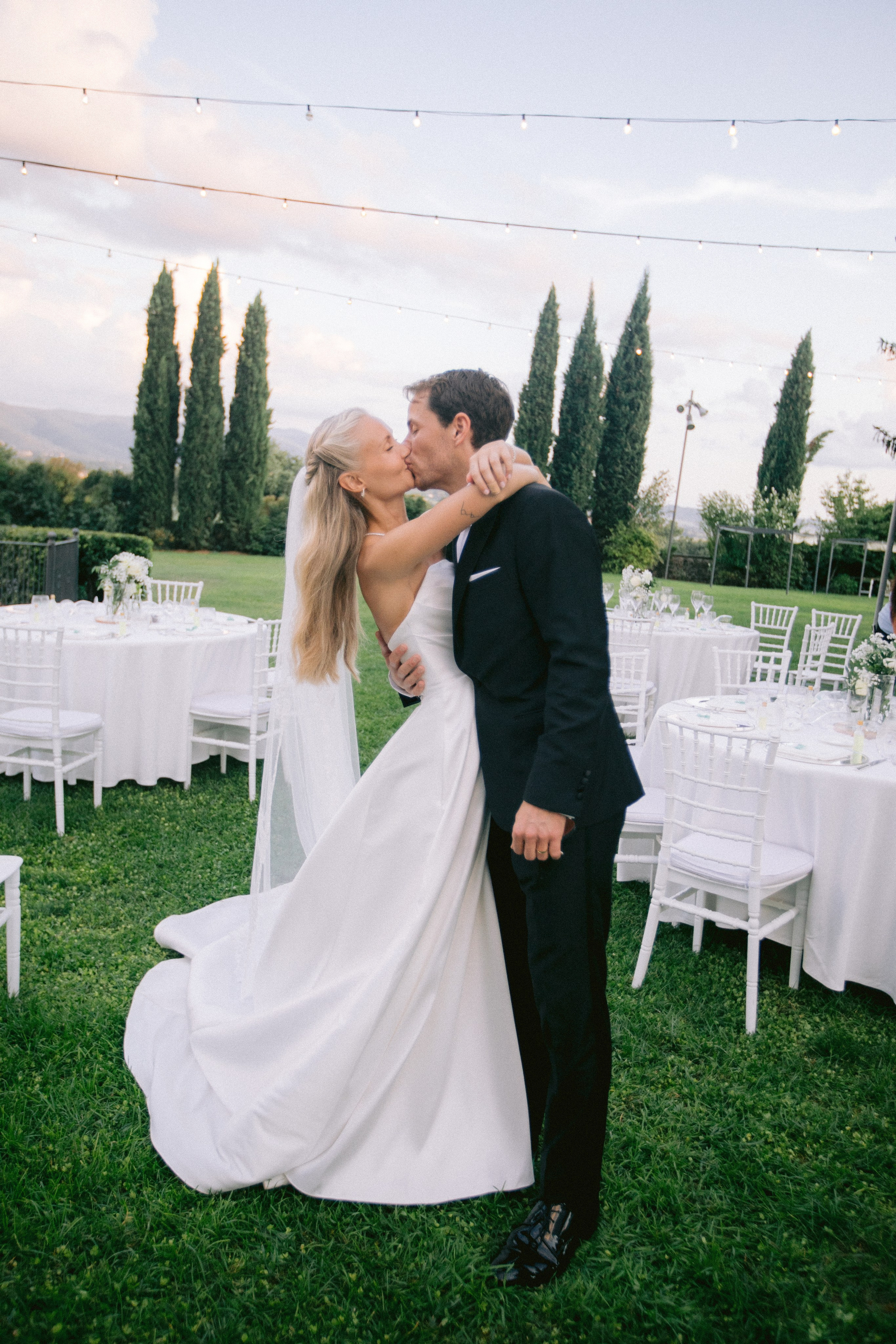 Wedding Photographer & Videographer Barcelona Spain & Europe | Yarets Studio
