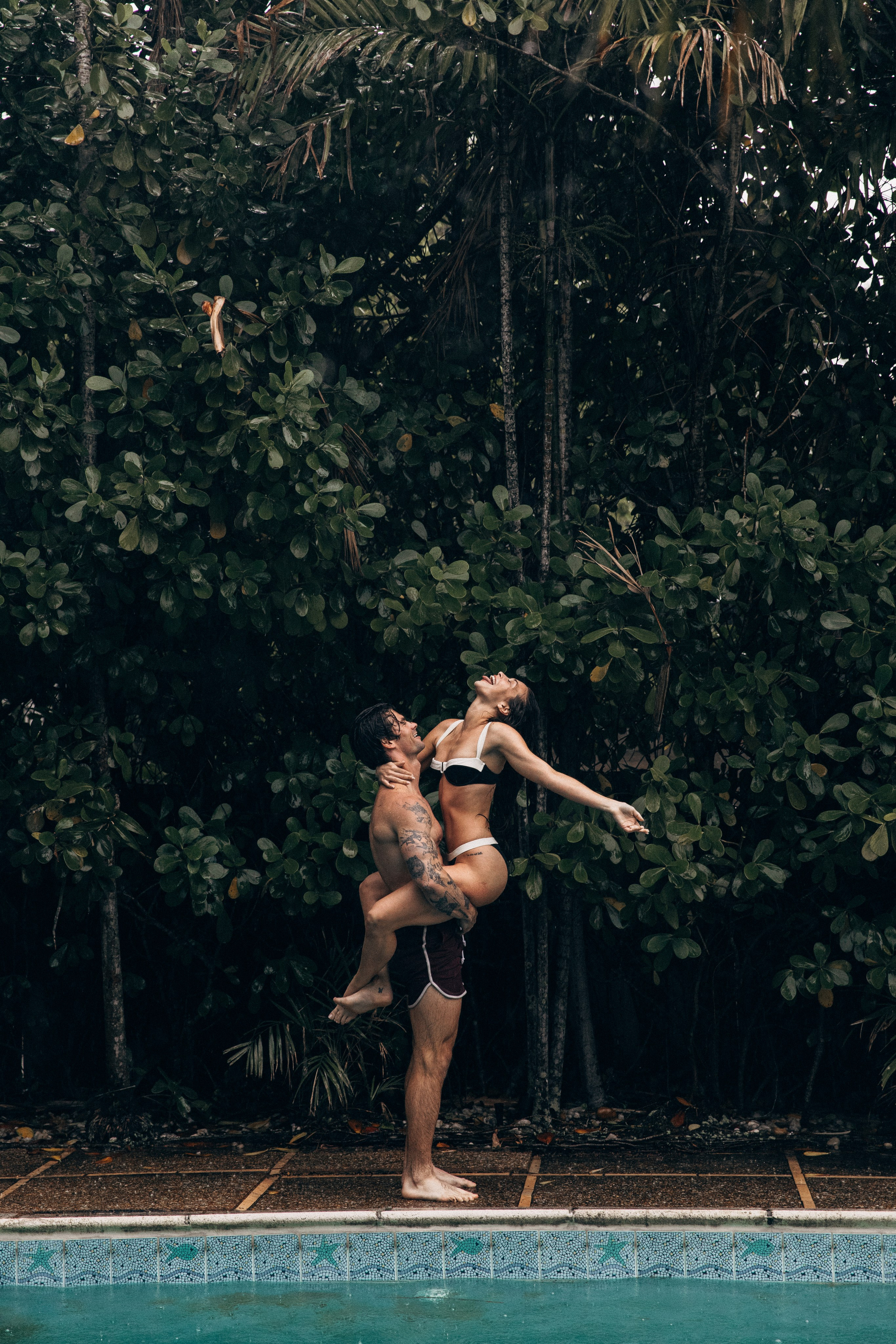 Couples & Portrait Sessions in Hawaii