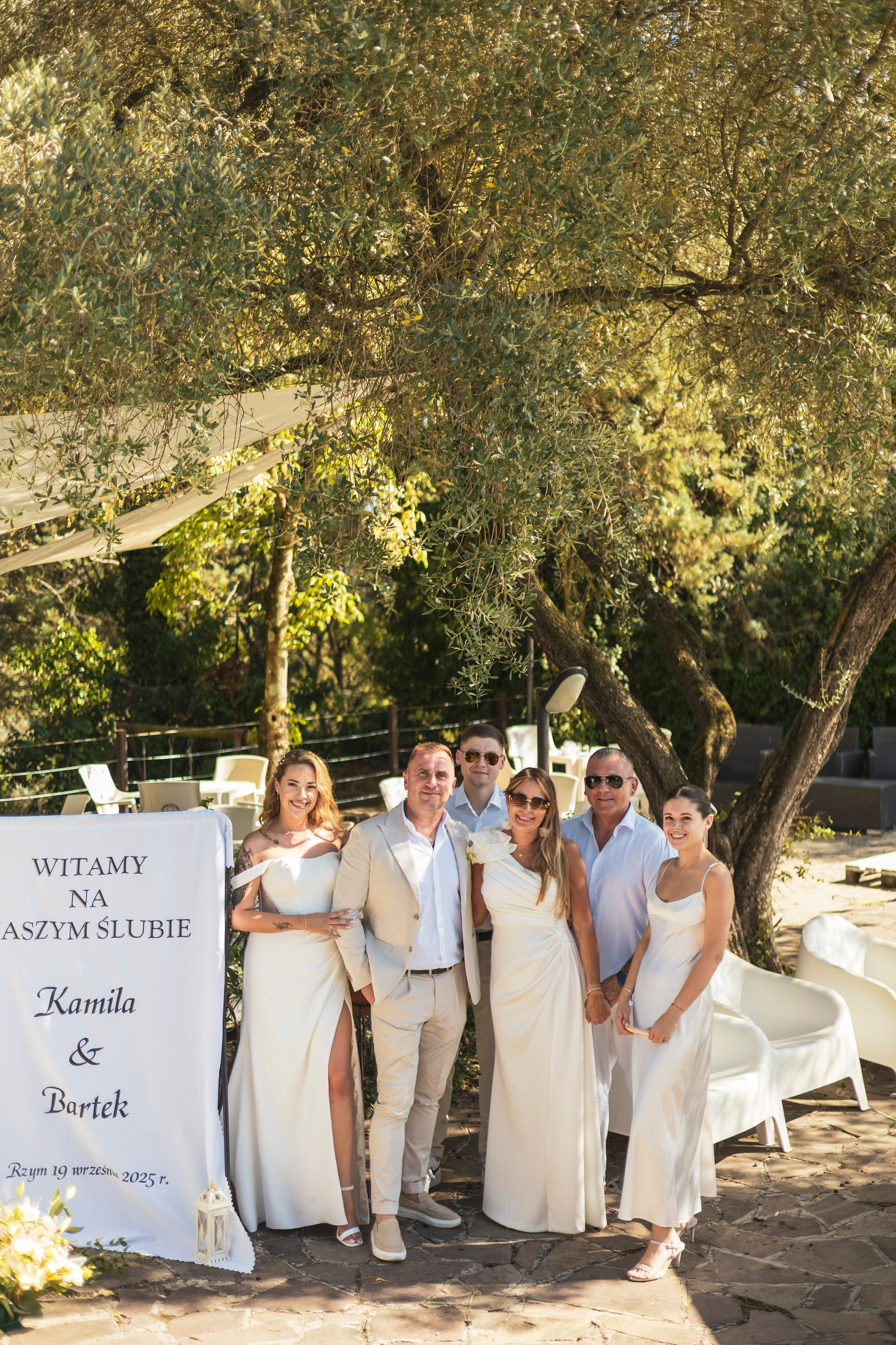 Wedding. Hi! My name is Irena, and I’m a professional photographer specializing in family photography, love stories, and individual photoshoots