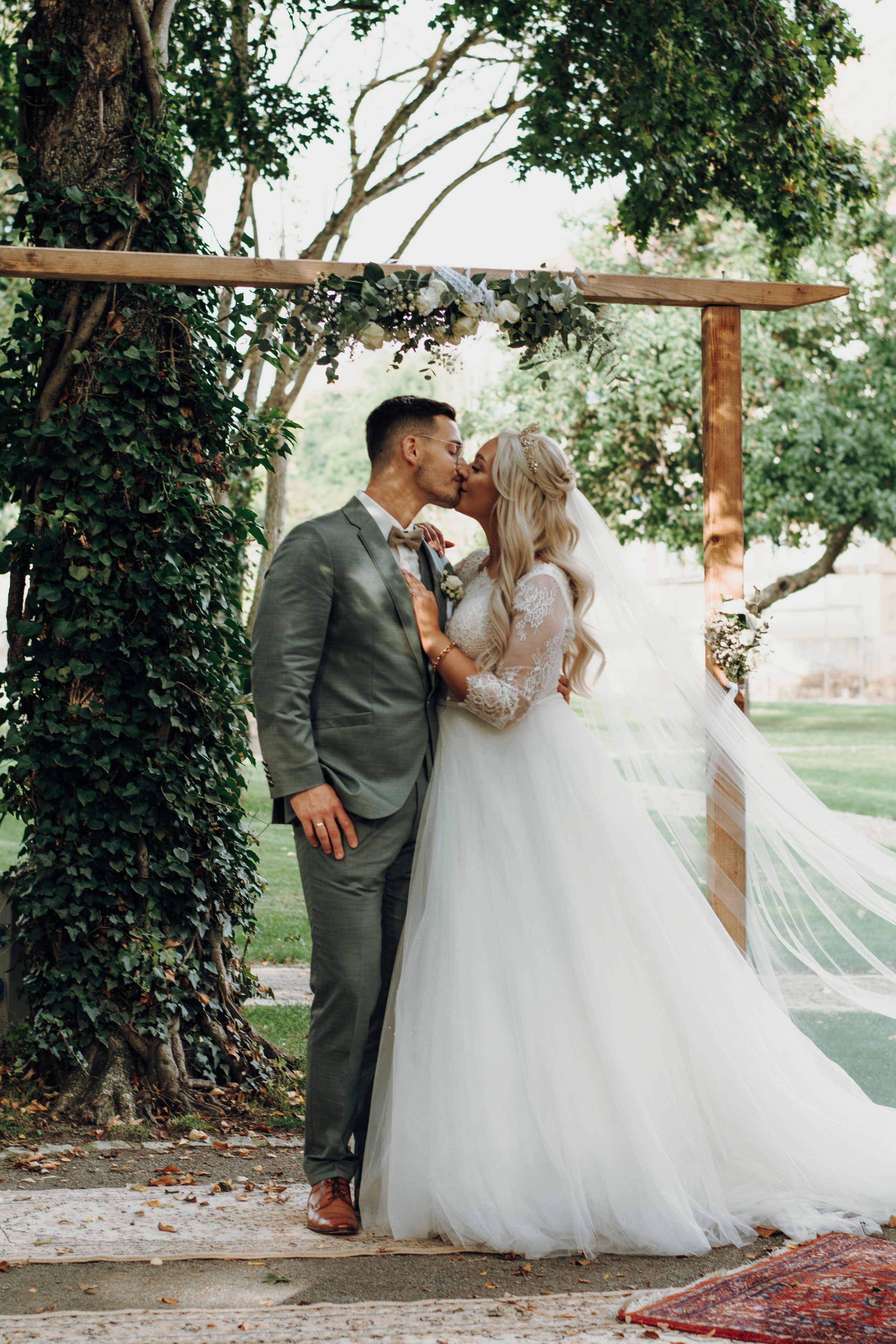 Hochzeit. Juligraphy