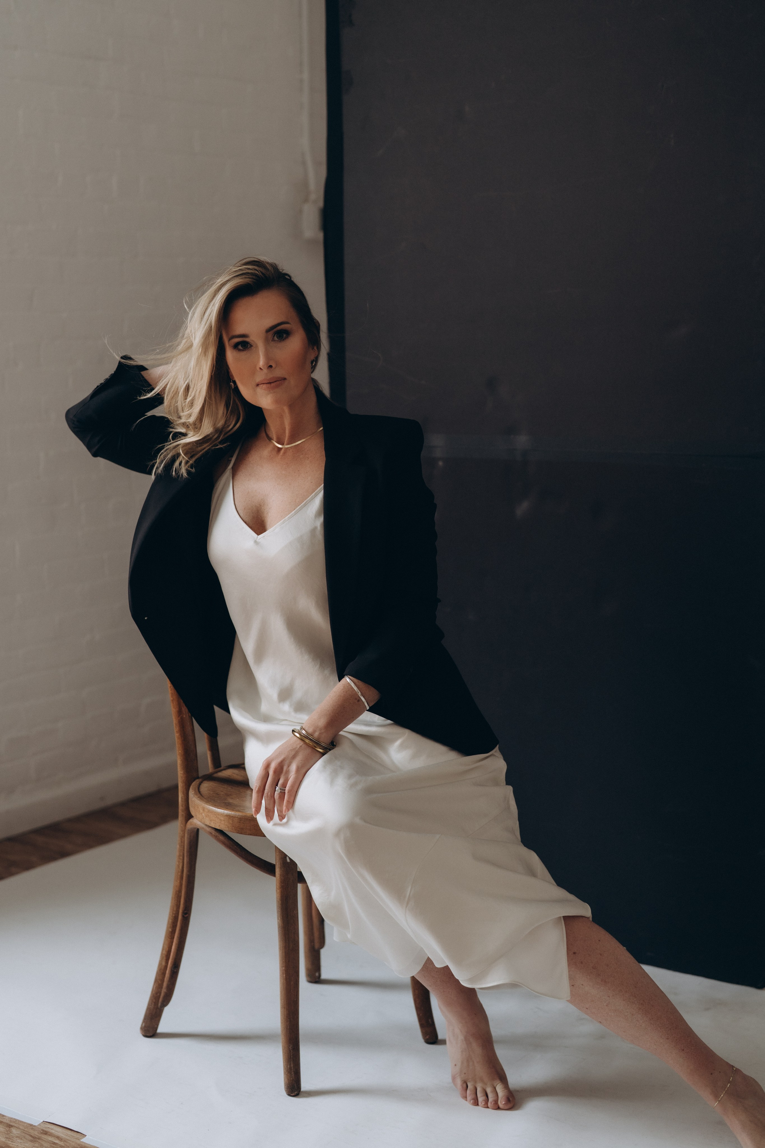 Modern maternity photographer in Long Island New York