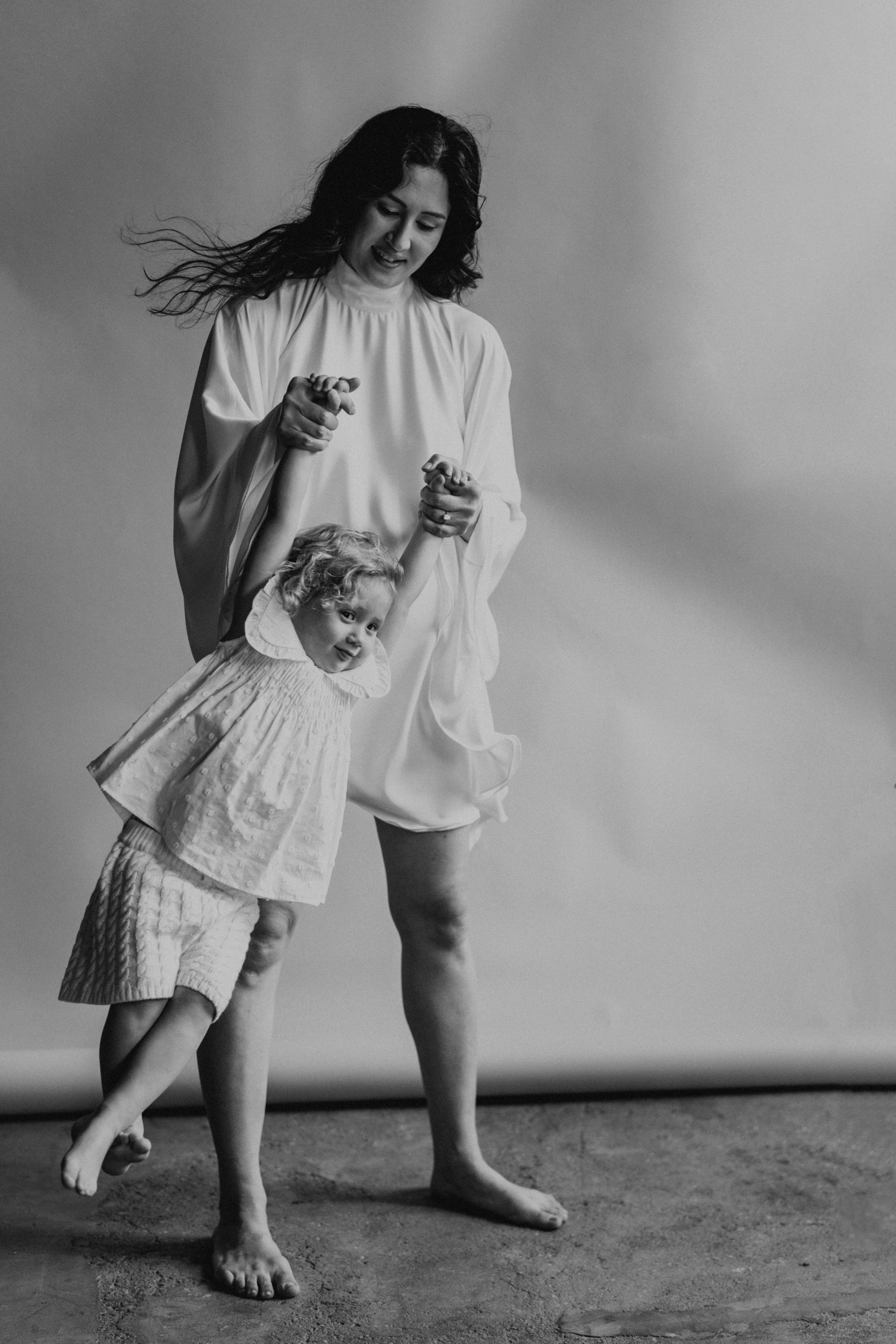 Modern maternity photographer in Long Island New York