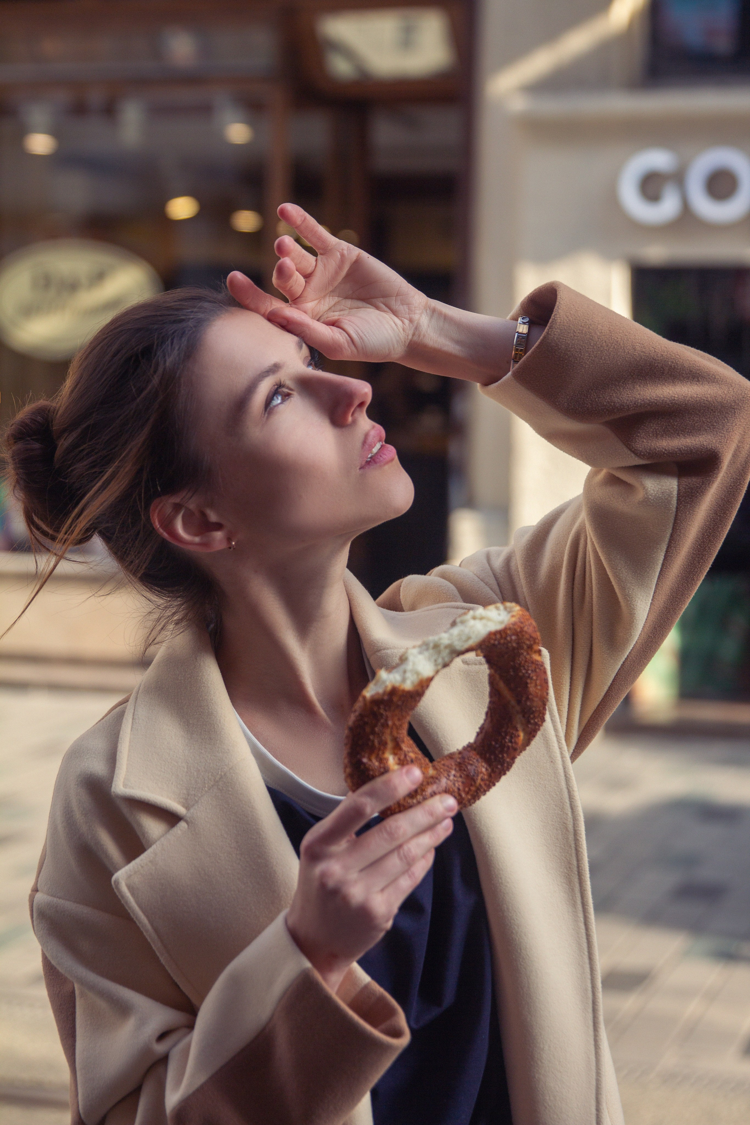 женский портрет путешествие в Стамбул. Район Таксим