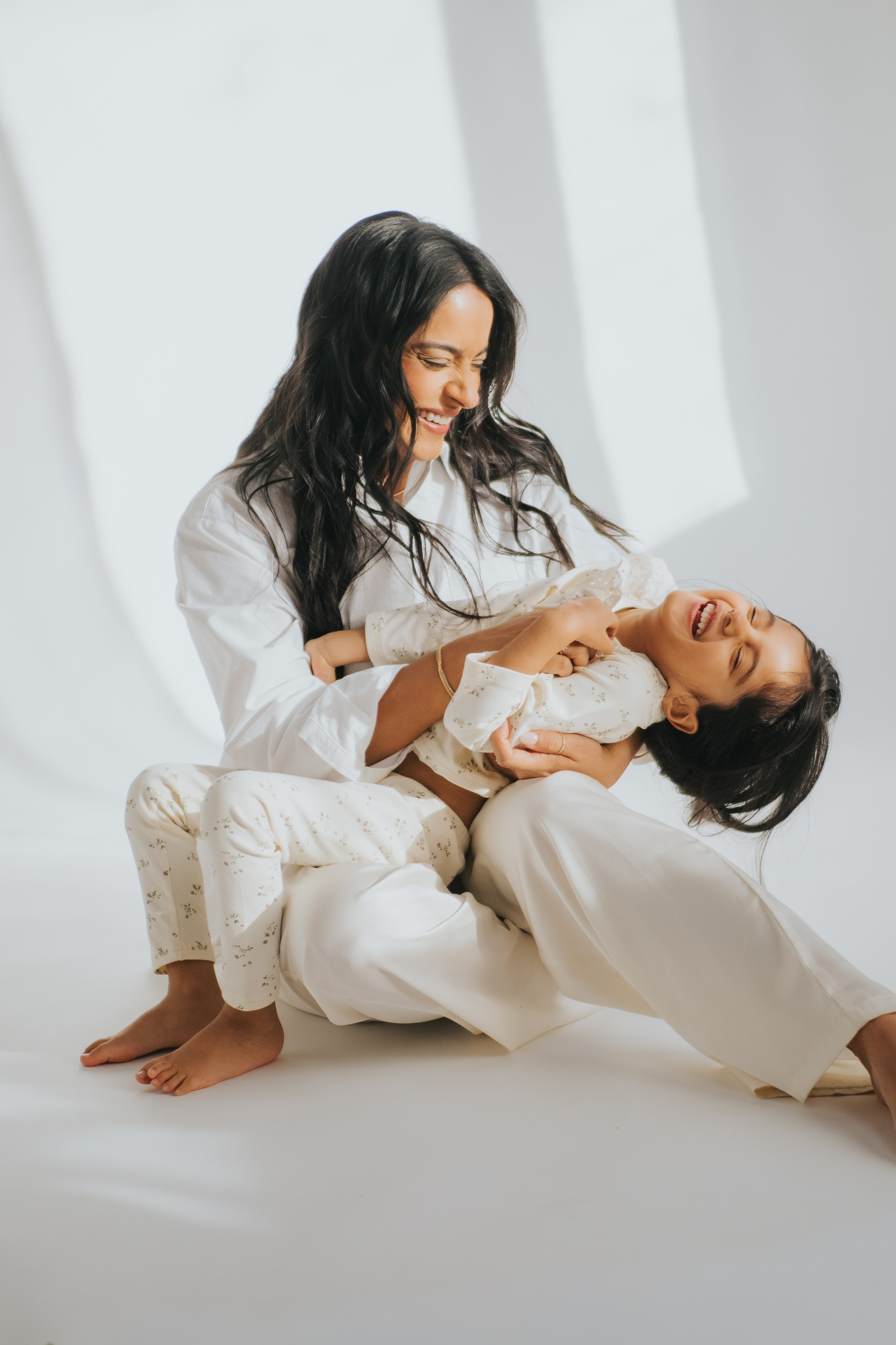 Family. Mimosa Studios — Motherhood & Family Photographer in Montreal