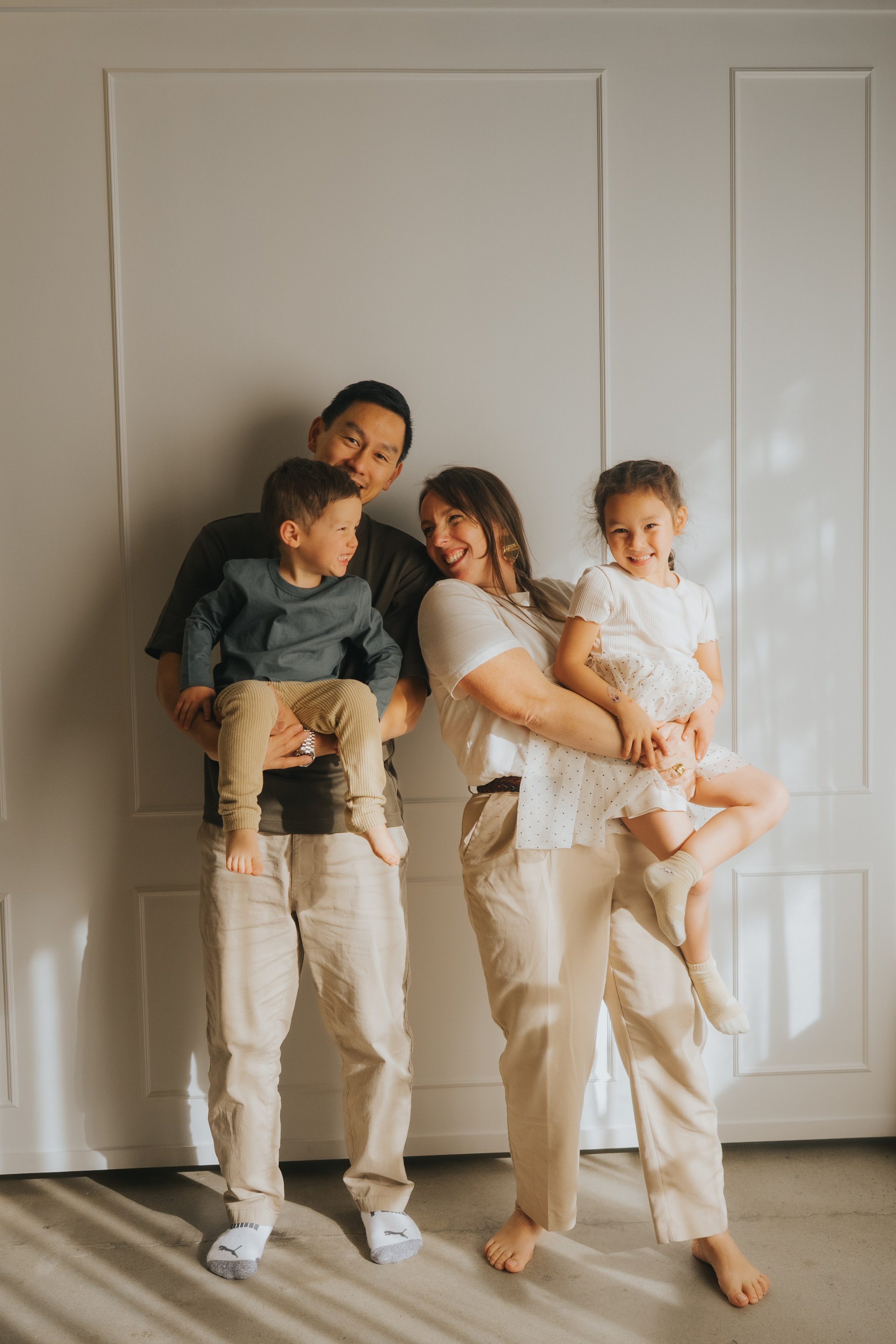 Family. Mimosa Studios — Motherhood & Family Photographer in Montreal