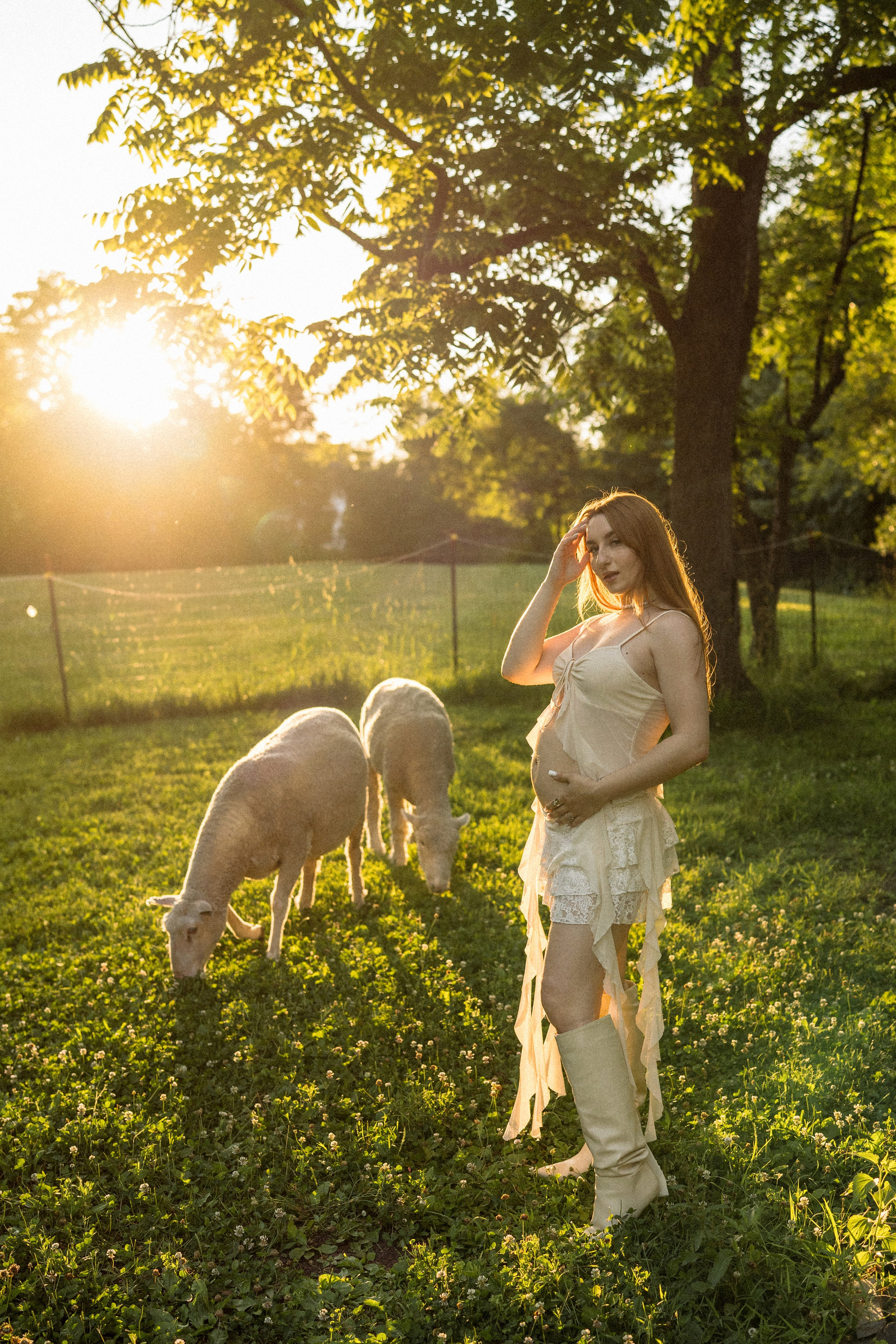 Natural maternity photography in Philadelphia, Bucks County and Montgomery County by Alisa Tant.