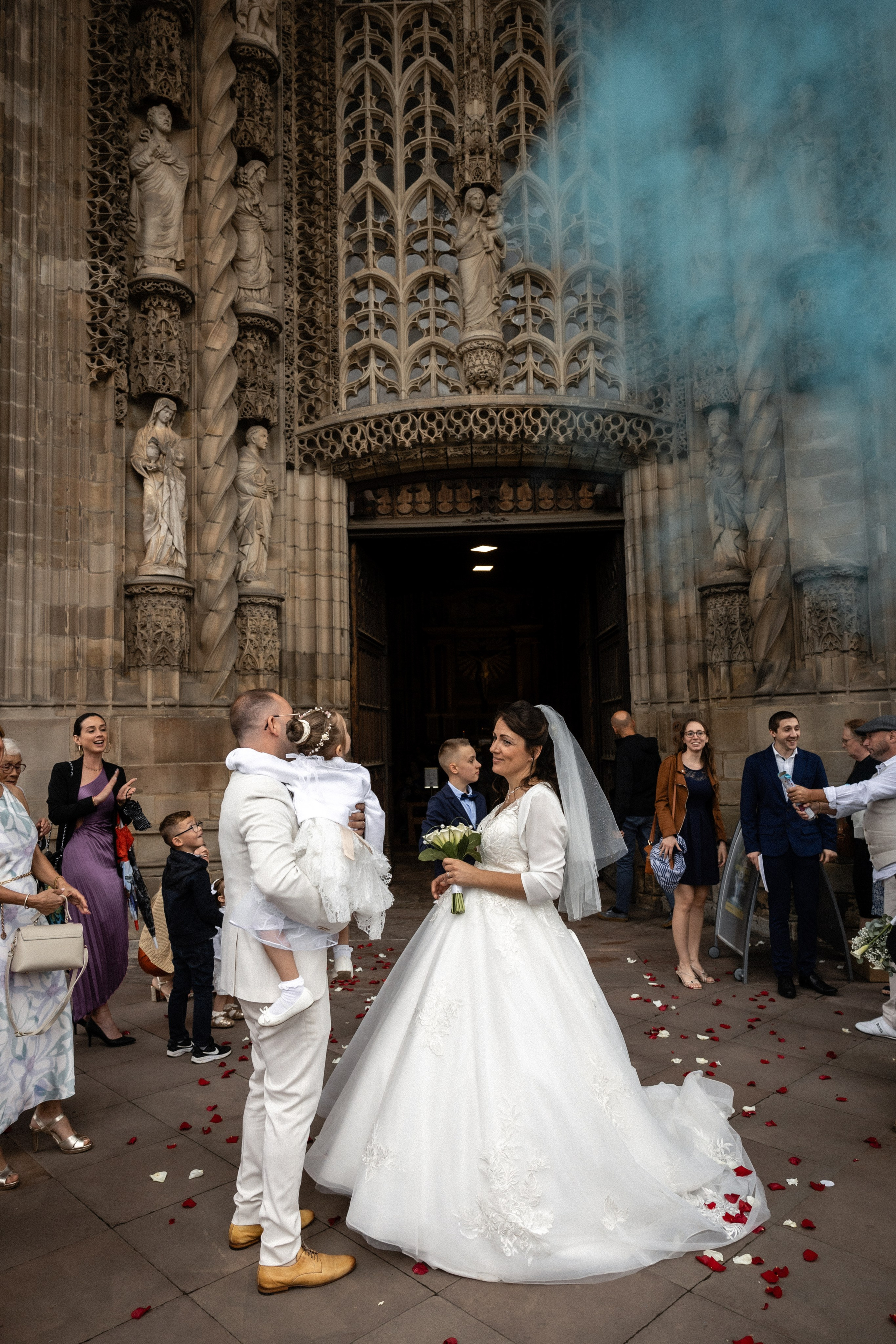 Свадебные фотосессии на юго-западе Франции, запечатленные через свет, эмоции и подлинные моменты. Евгения Смирнова — фотограф в Тулузе и юго-западной Франции