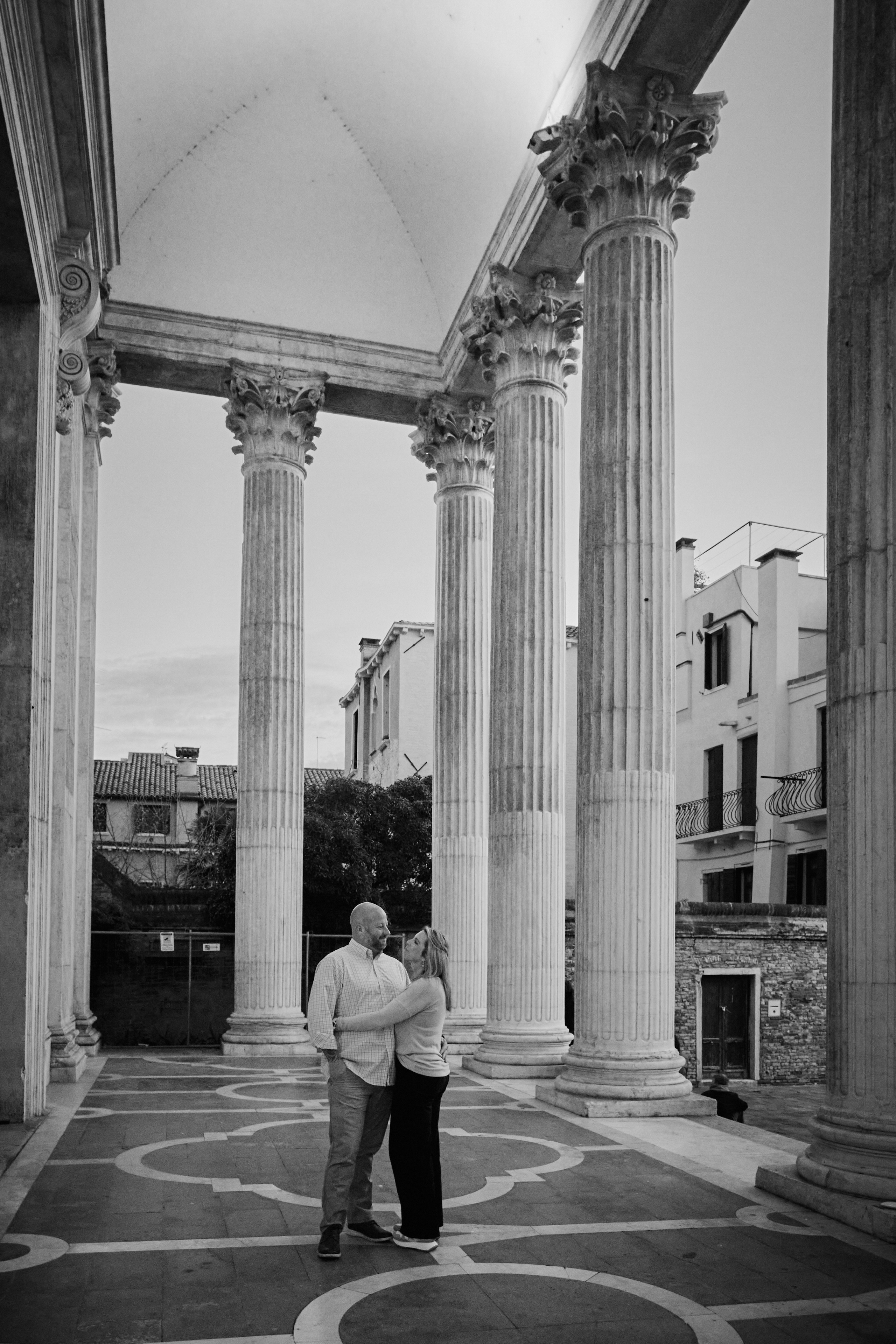 Sabrina and Hunter. Photographer in Venice, Italy. Yana Zotova