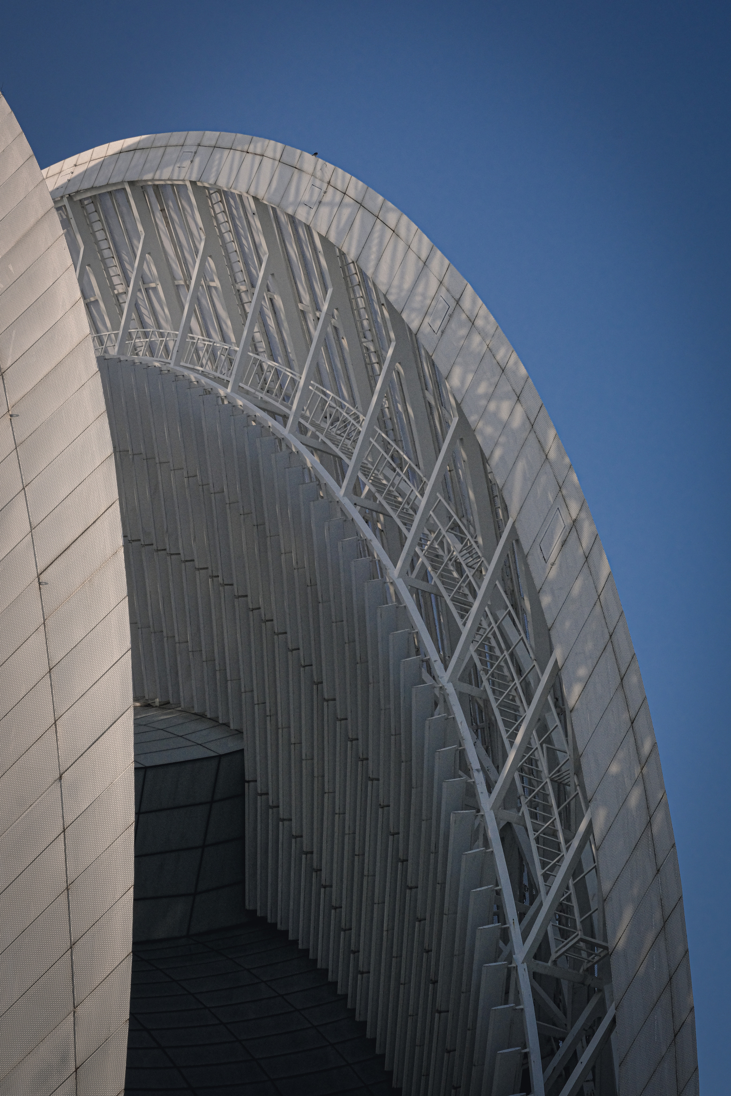 Zhuhai Opera House Building | 珠海歌剧院大楼 | 珠海. 中国街头摄影 | The Streets of China Through My Eyes | 深圳